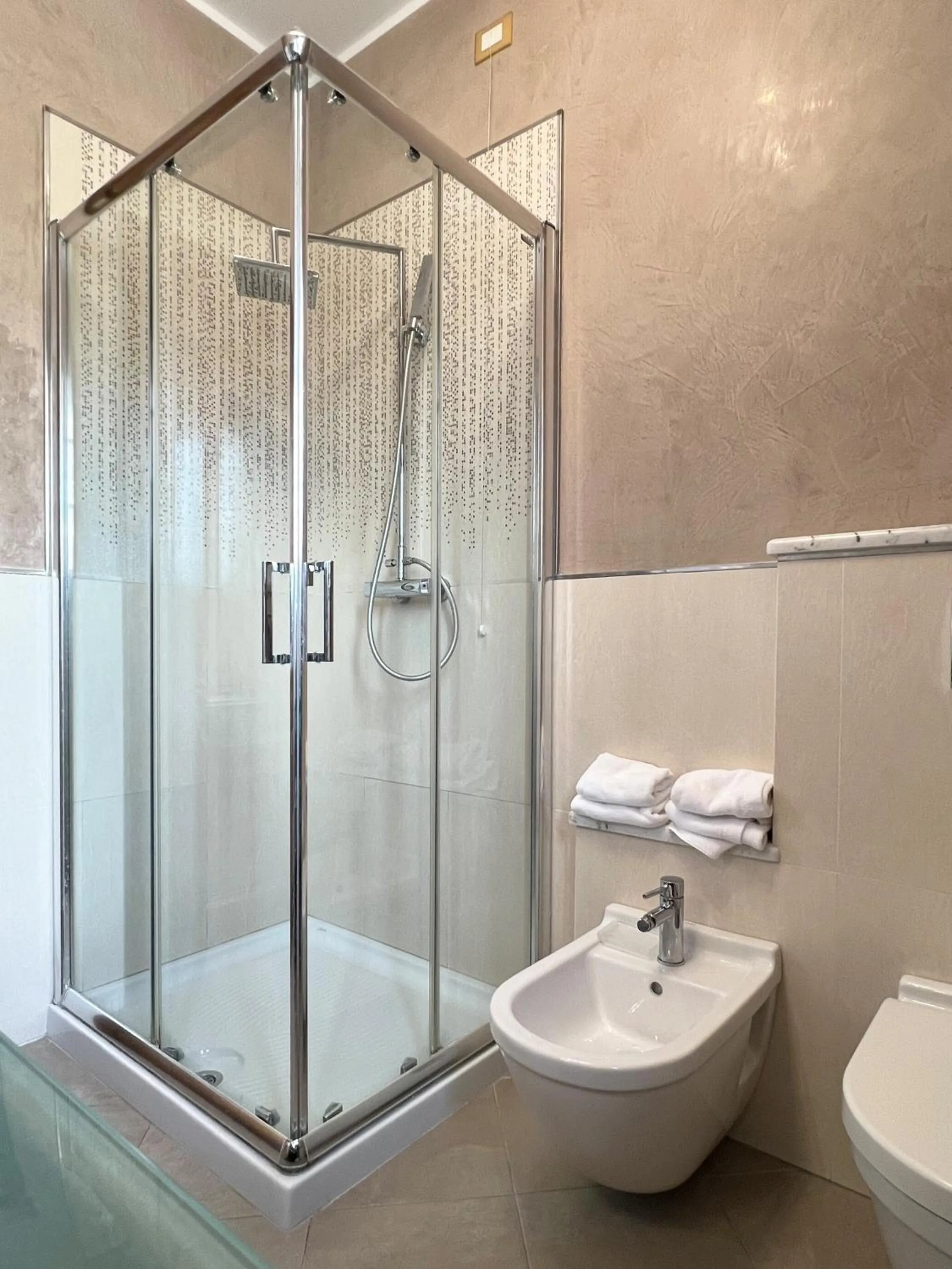 Bathroom in Hotel Villa Tiziana