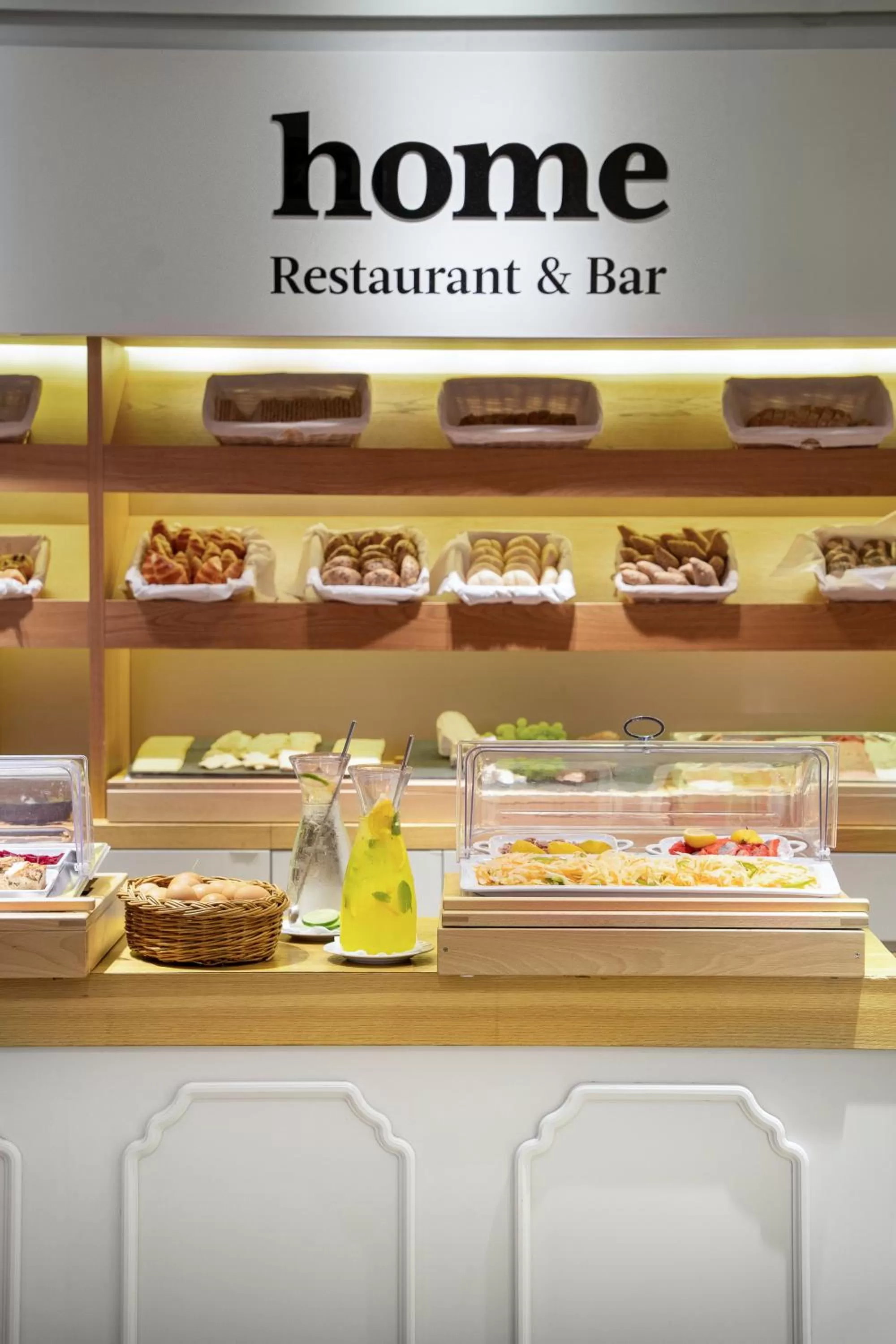 Food and drinks in INNSiDE by Meliá Prague Old Town