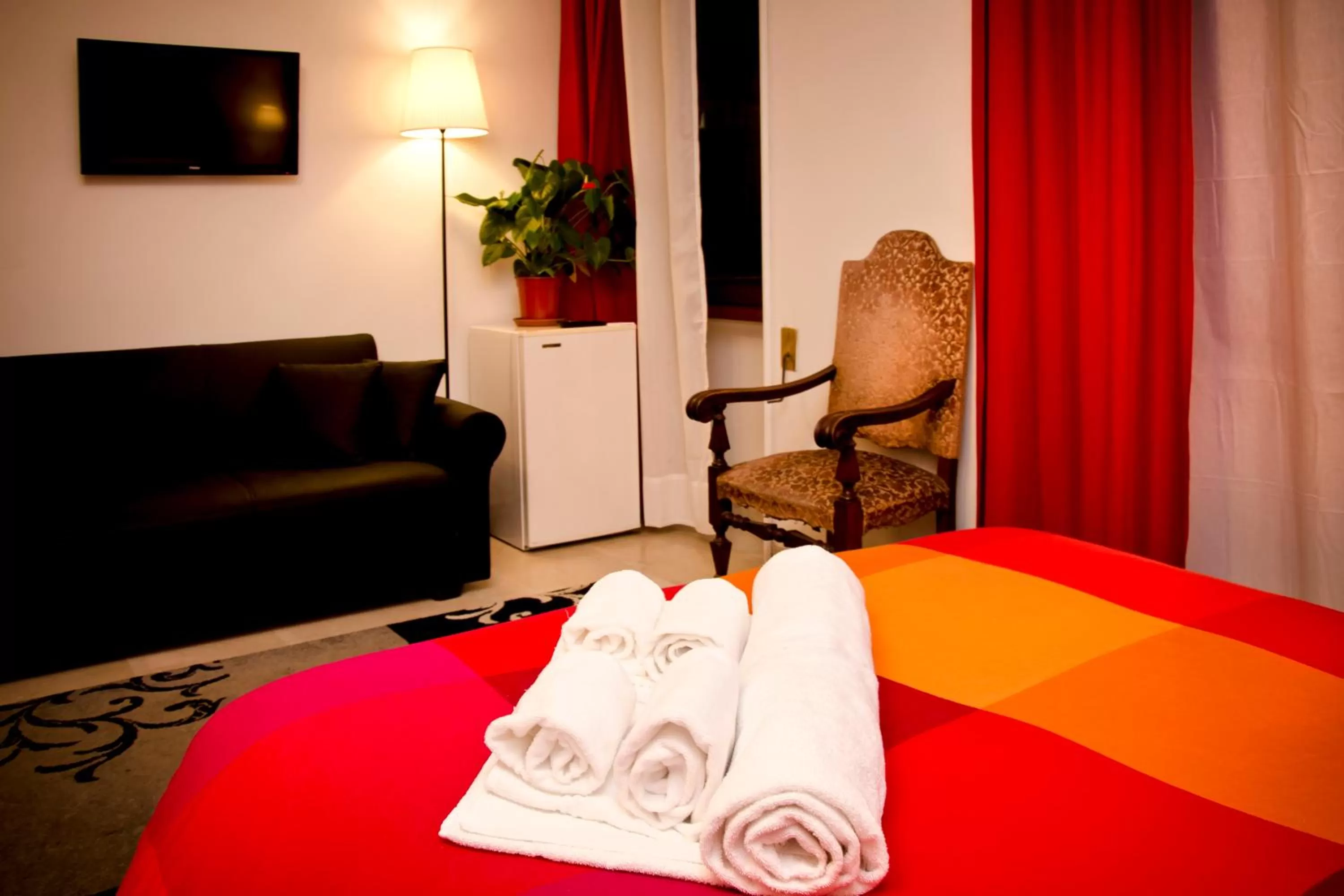 Night, Bed in Vatican Paradise