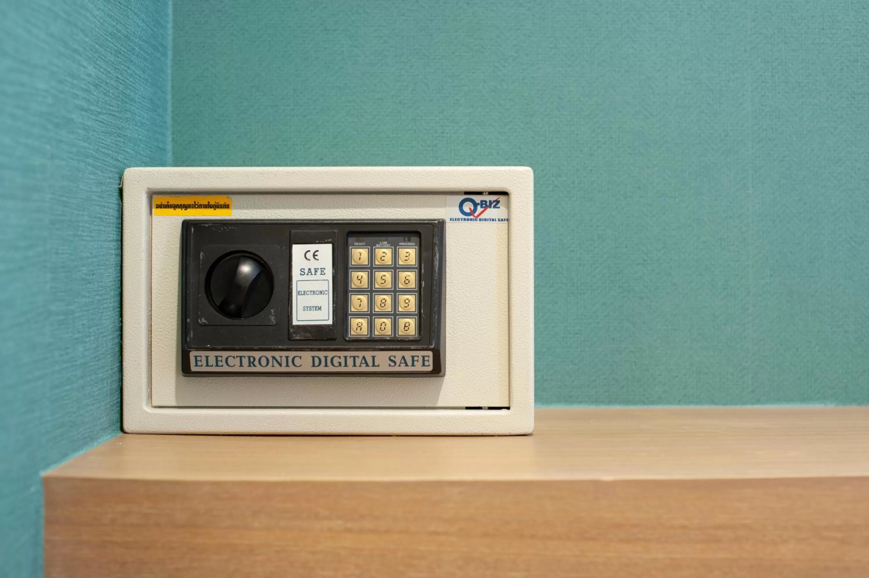 Other in Peace Land Khaosan