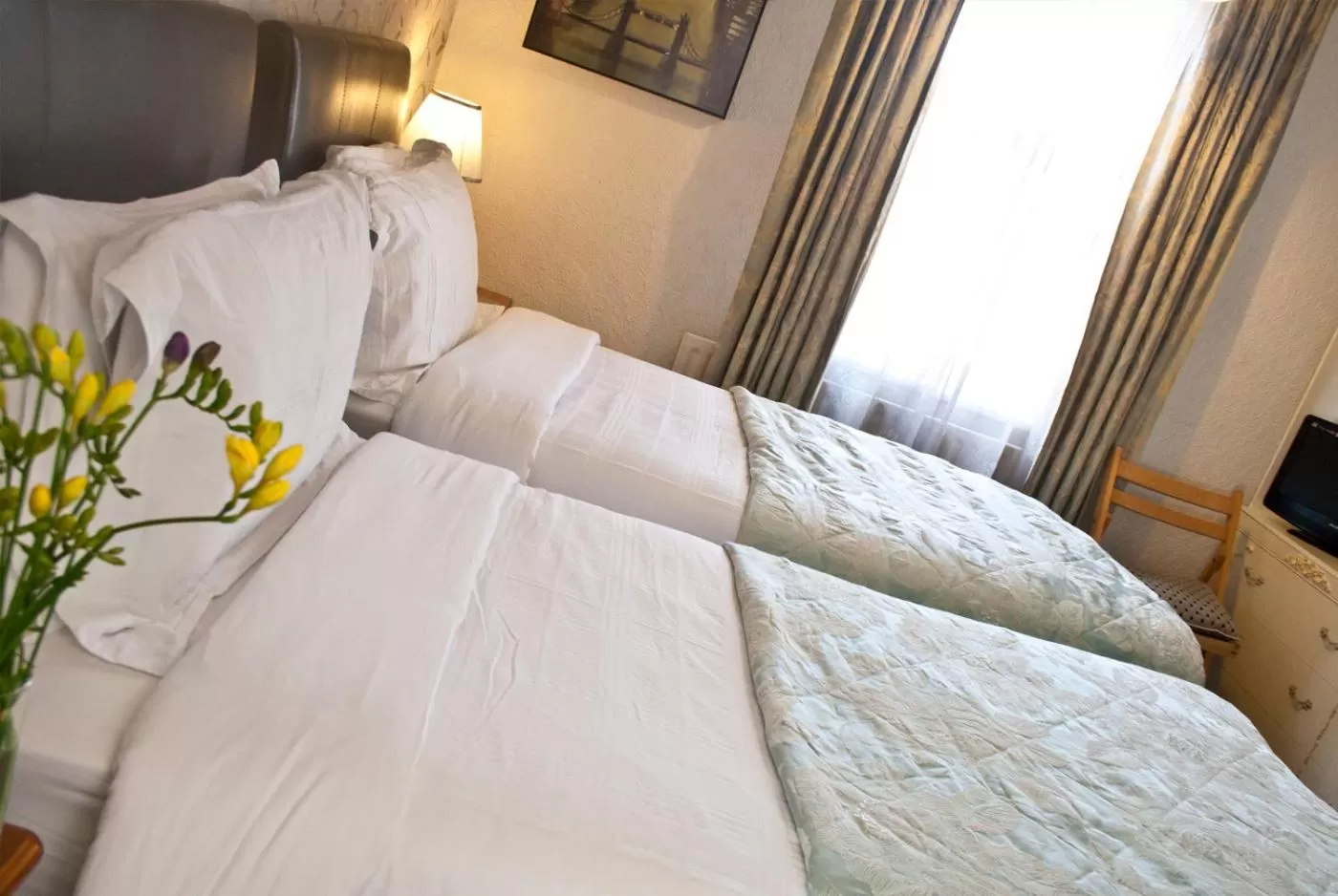 Coffee/tea facilities, Bed in The Sherwood, No 11,