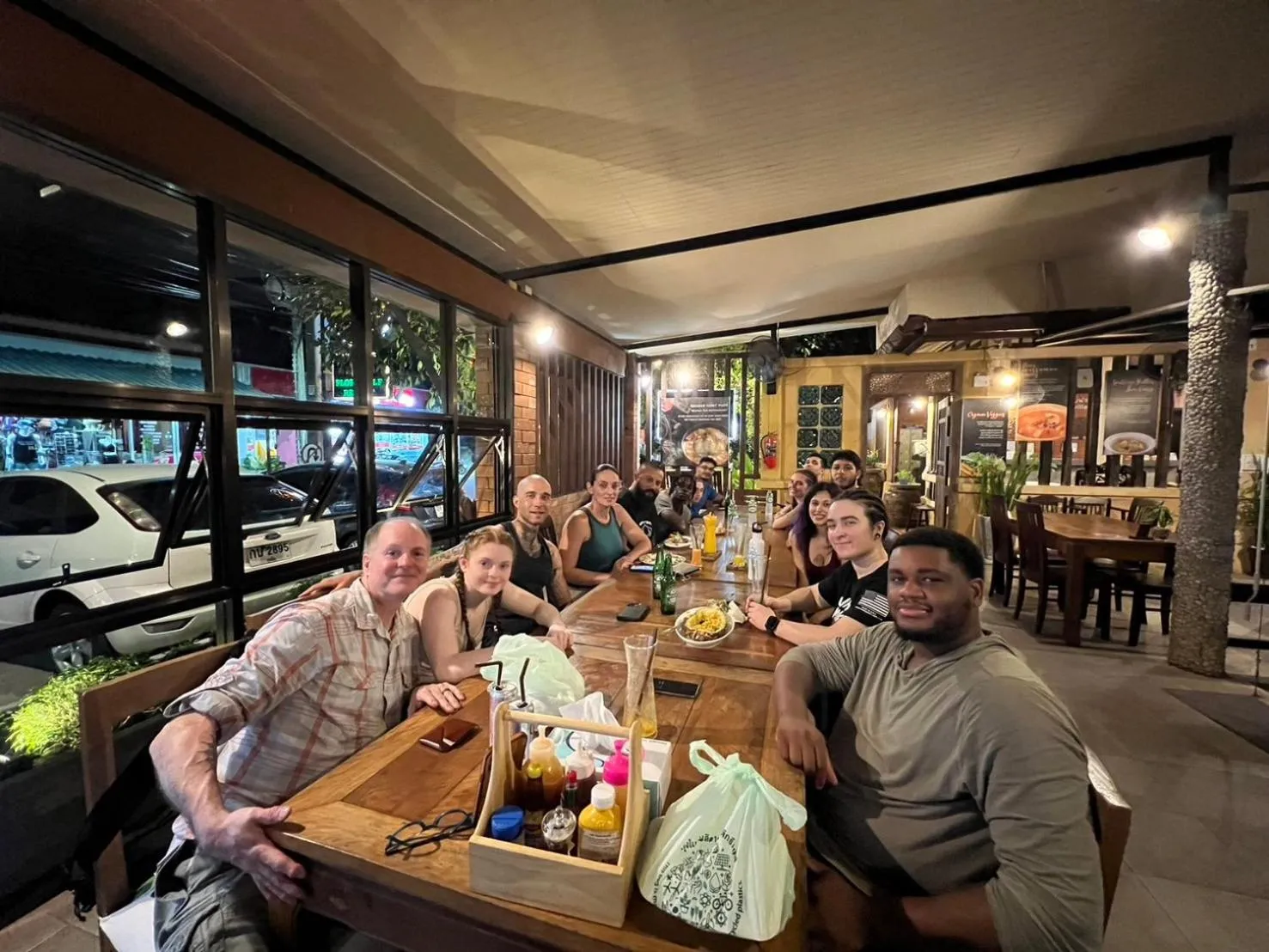 Restaurant/places to eat in Flora Ville-SHA PLUS