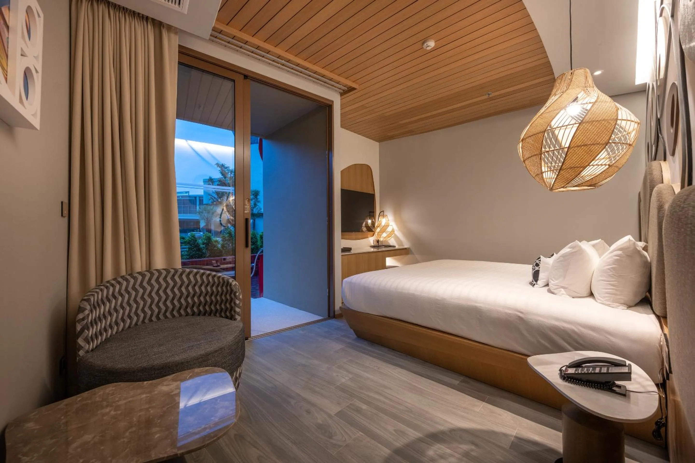 Bedroom, Bed in Metadee Concept Hotel