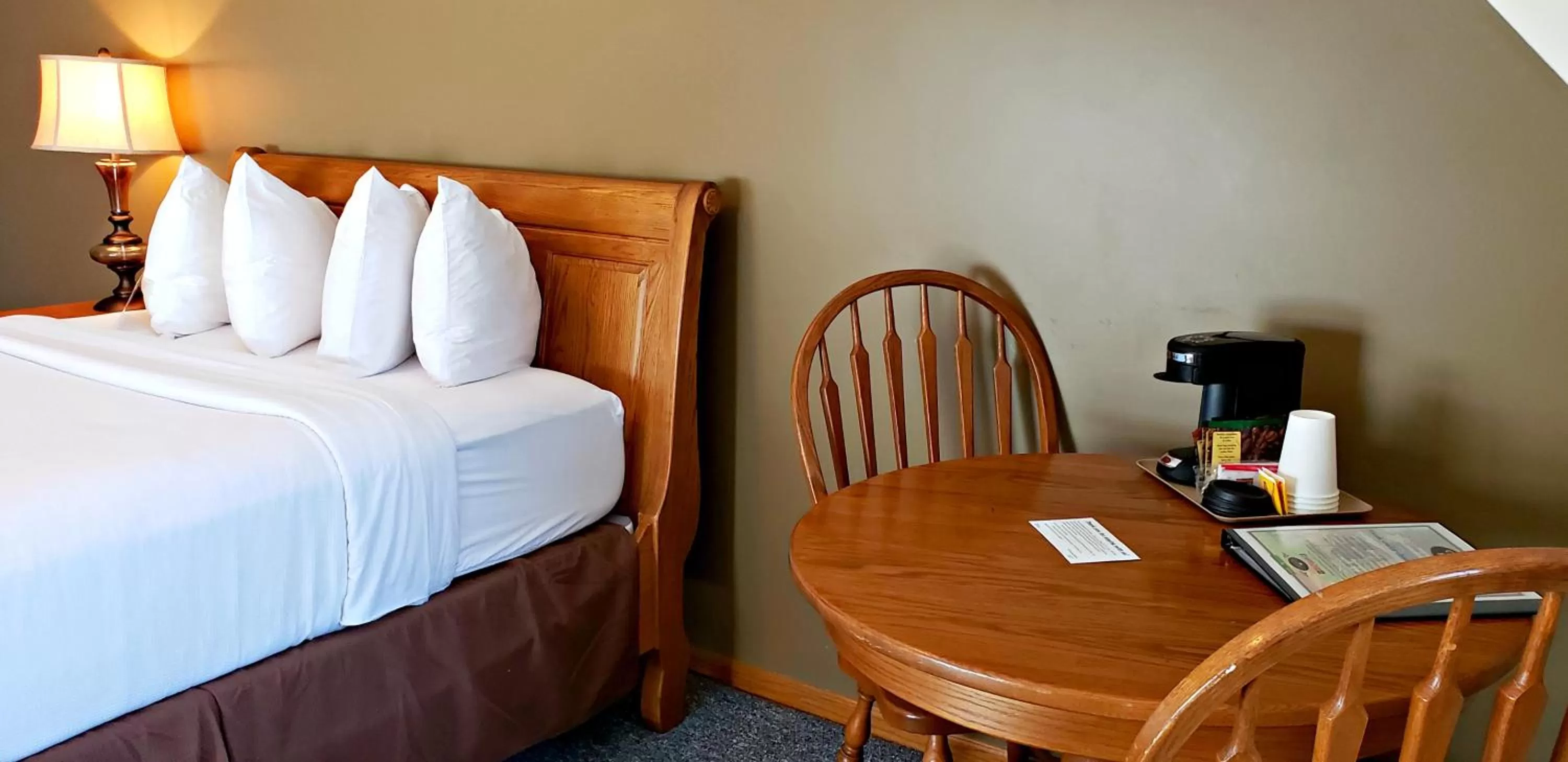 Bed in Berlin Heritage Inn