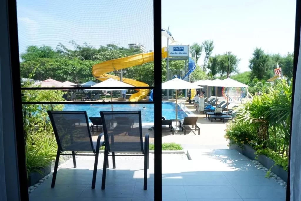 Deluxe Twin Room with Pool Terrace in Centara Life Cha-Am Beach Resort Hua Hin