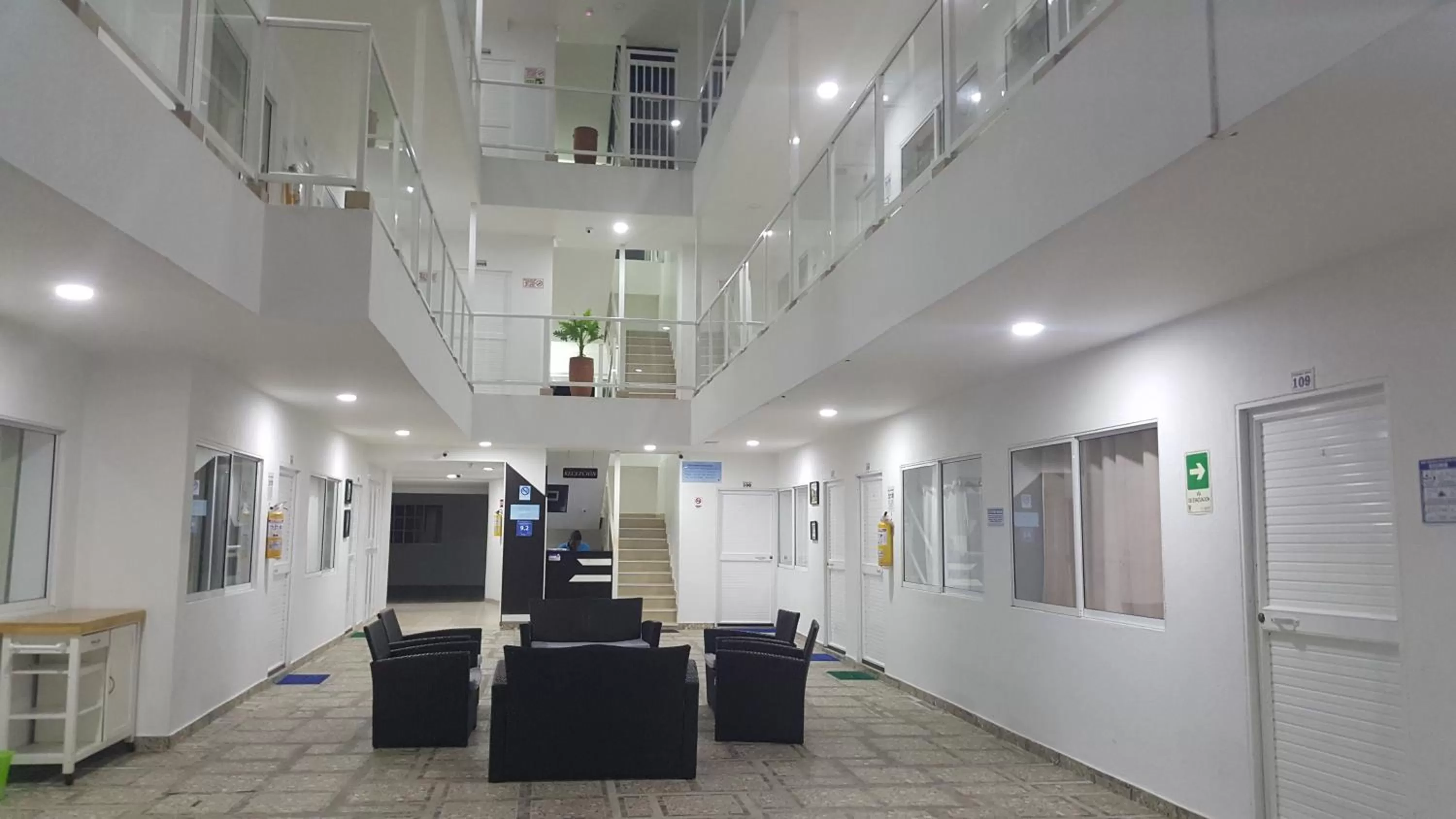 Caribbean Island Hotel Piso 2