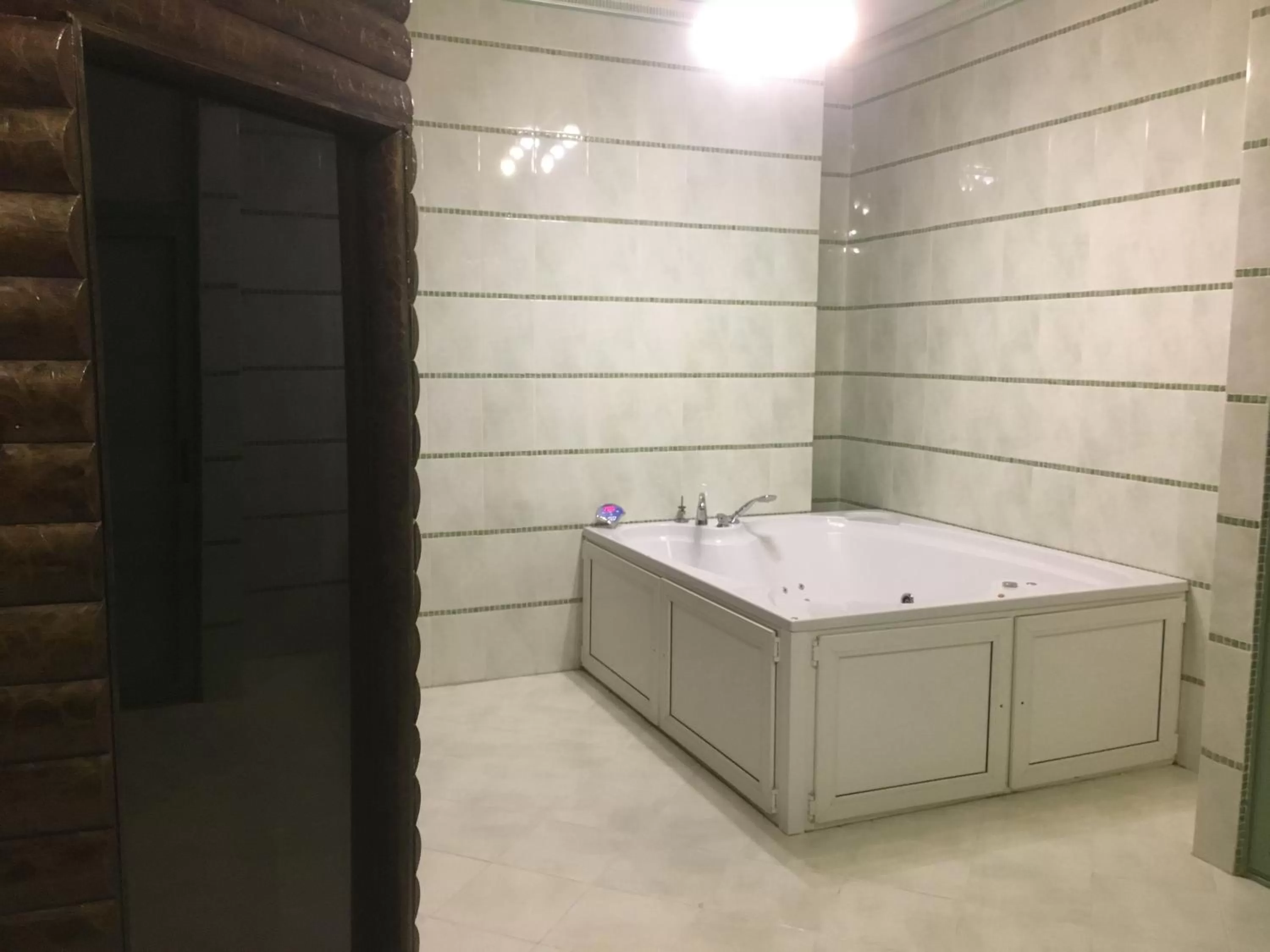 Steam room in Kamelot