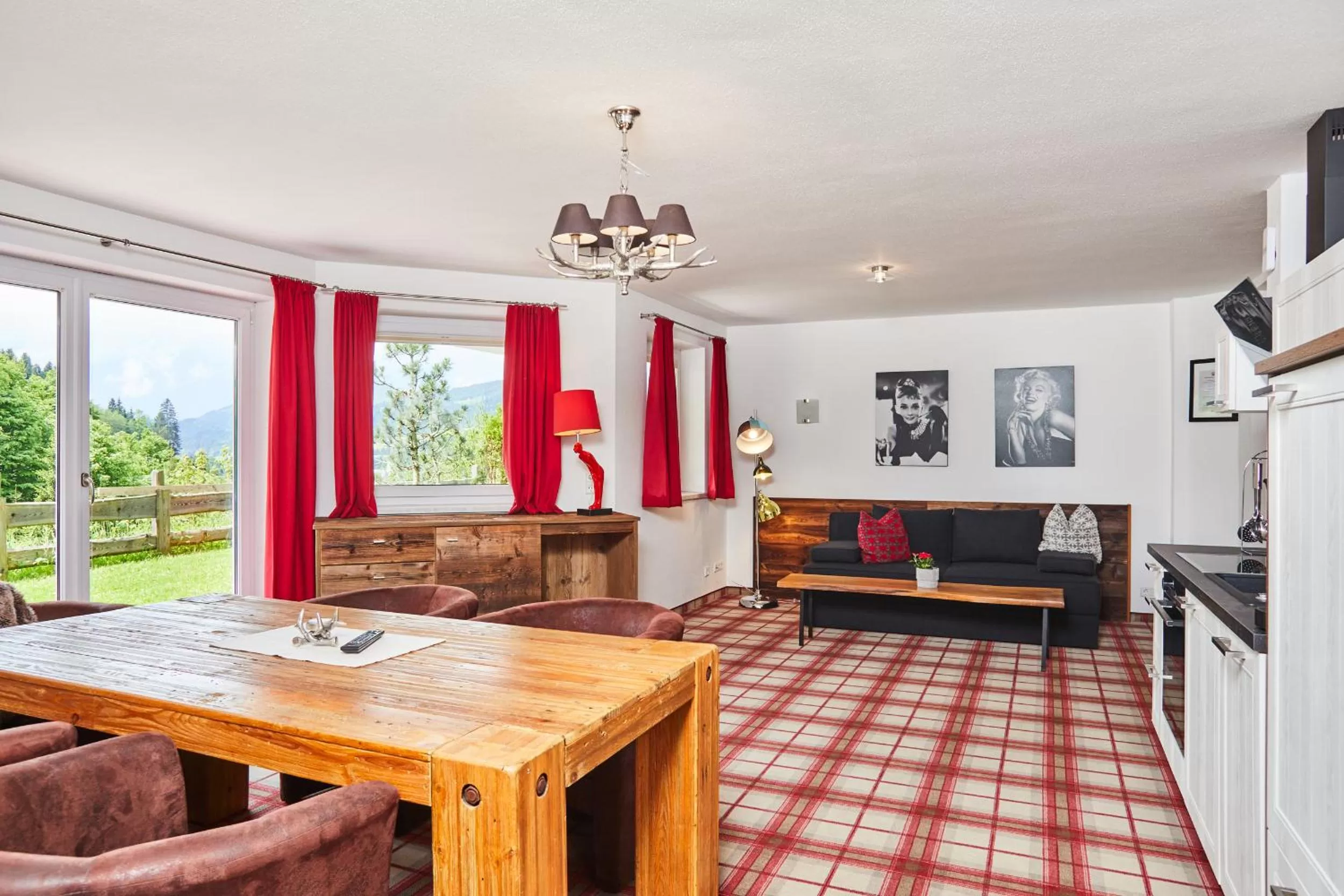 Kitchen or kitchenette, Dining Area in Home suite home