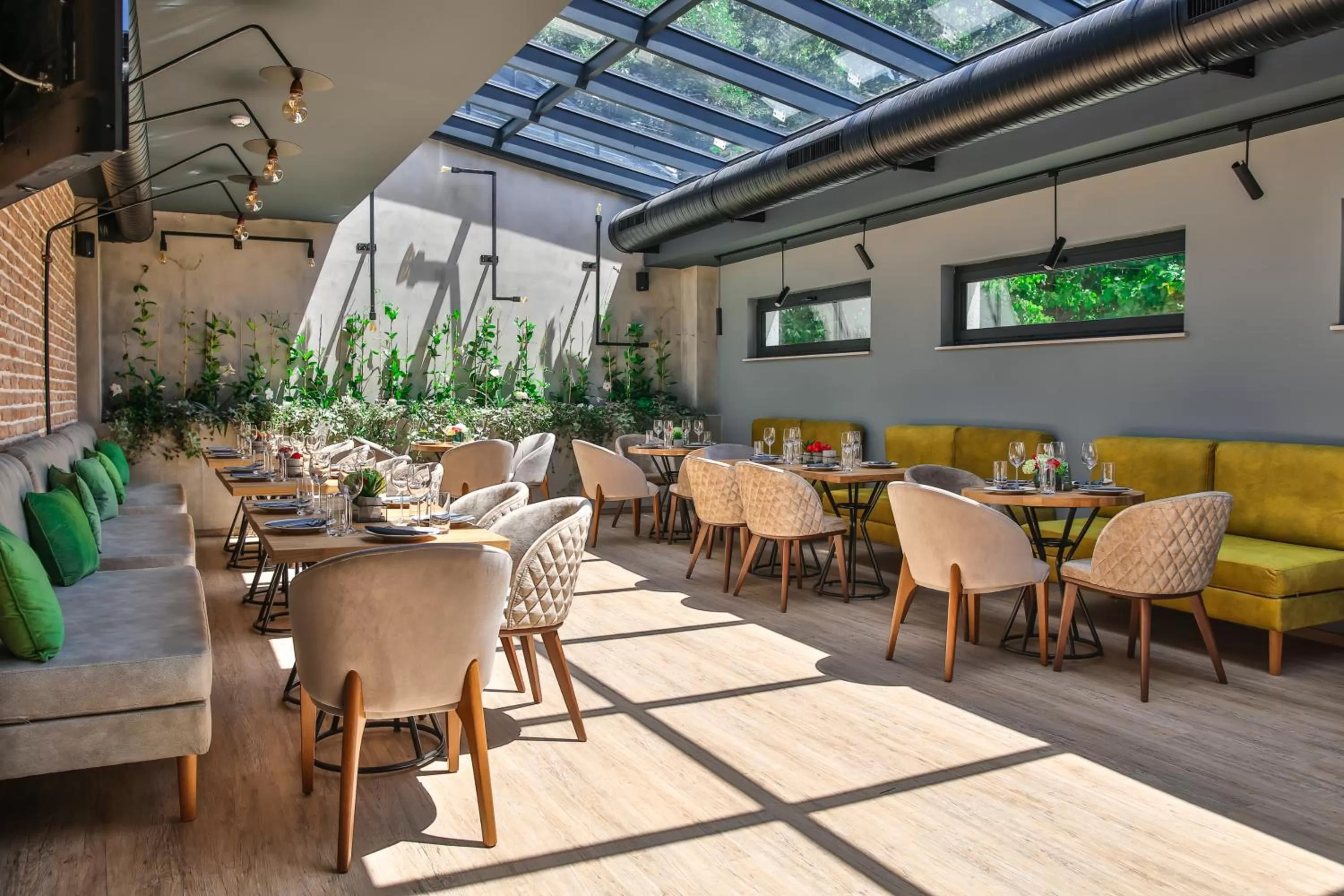 Lounge or bar in Reverence Boutique Hotel