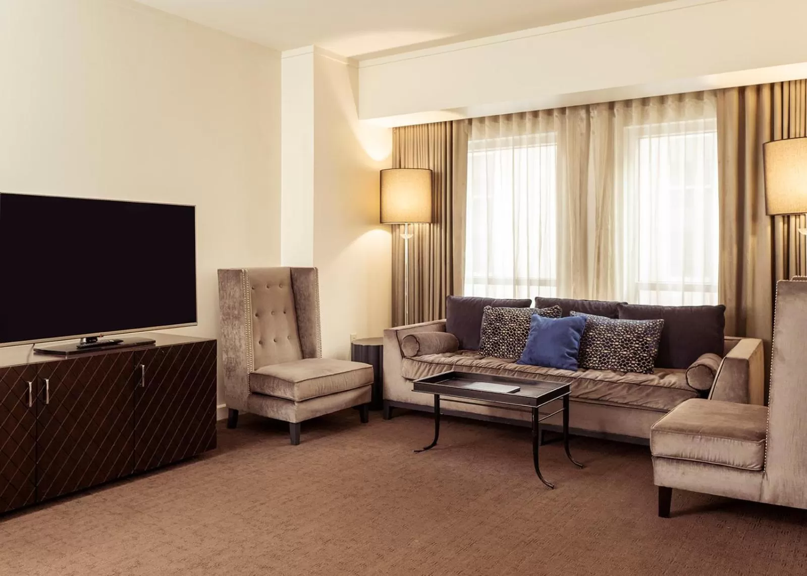 Seating area in The Fontaine