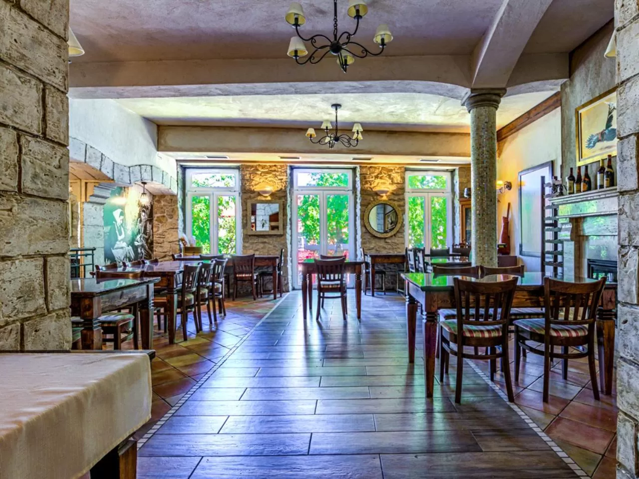 Restaurant/places to eat in GRONO Apartamenty