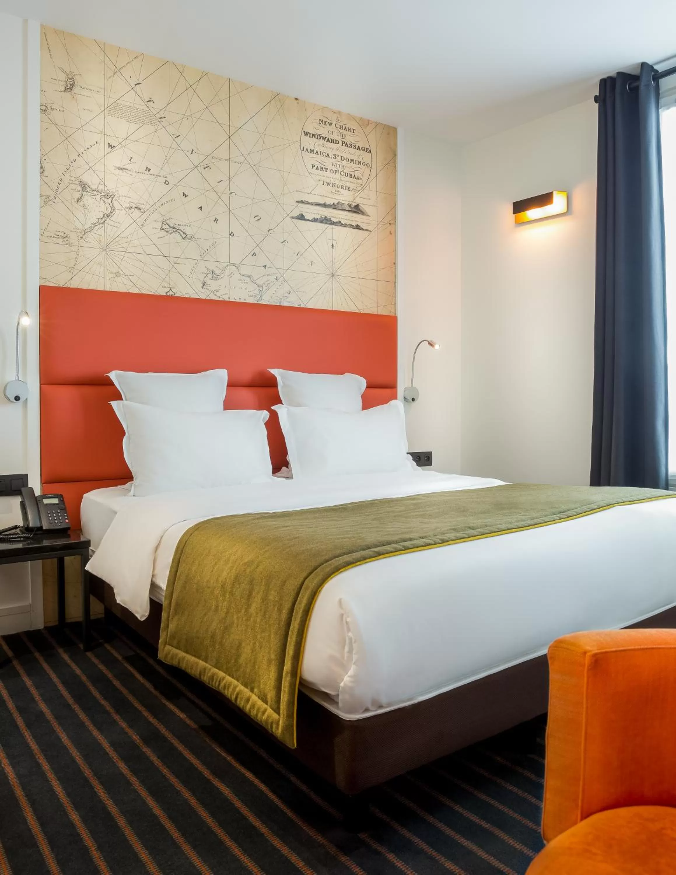 Photo of the whole room, Bed in Hotel Scarlett