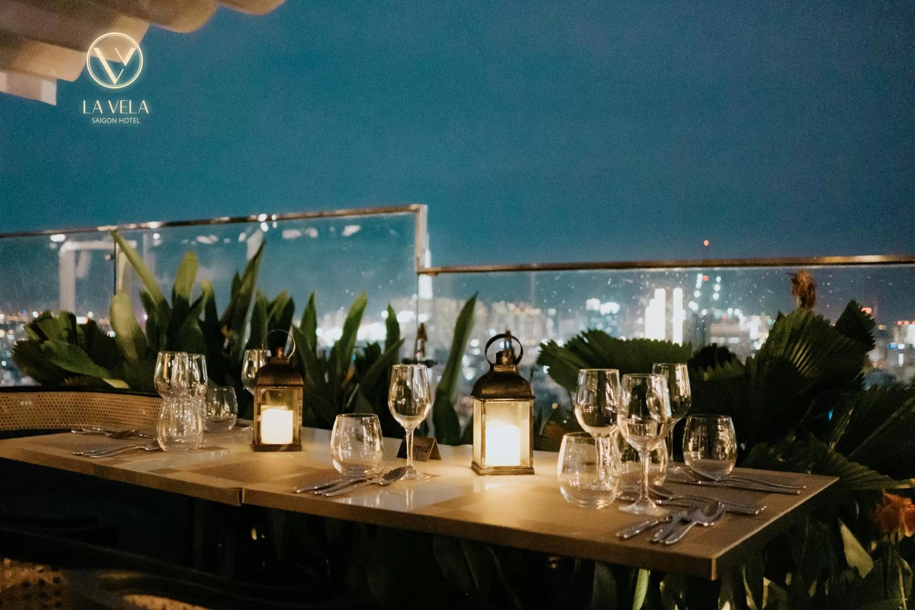 Restaurant/places to eat in La Vela Saigon Hotel