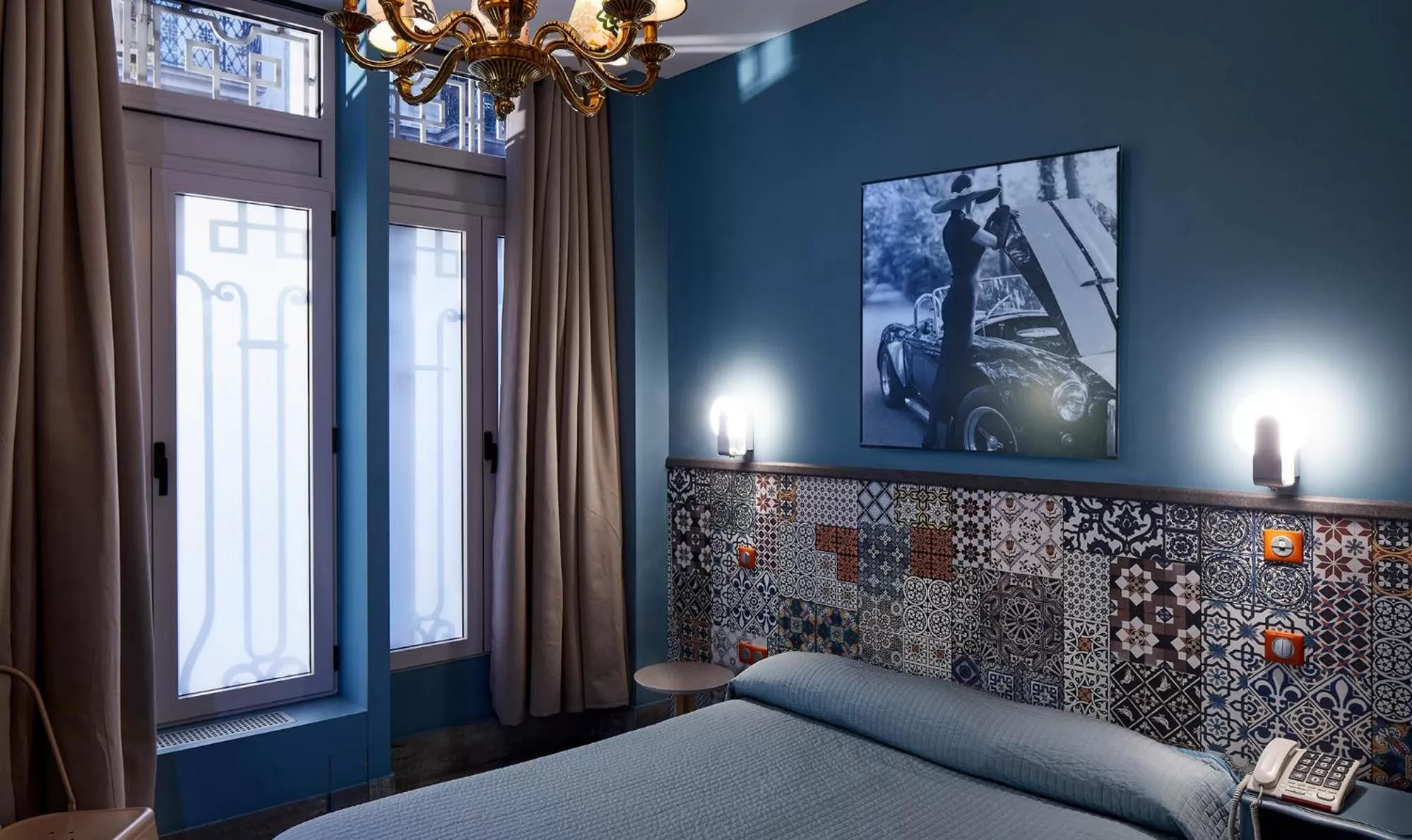 Bed in Hôtel de Roubaix