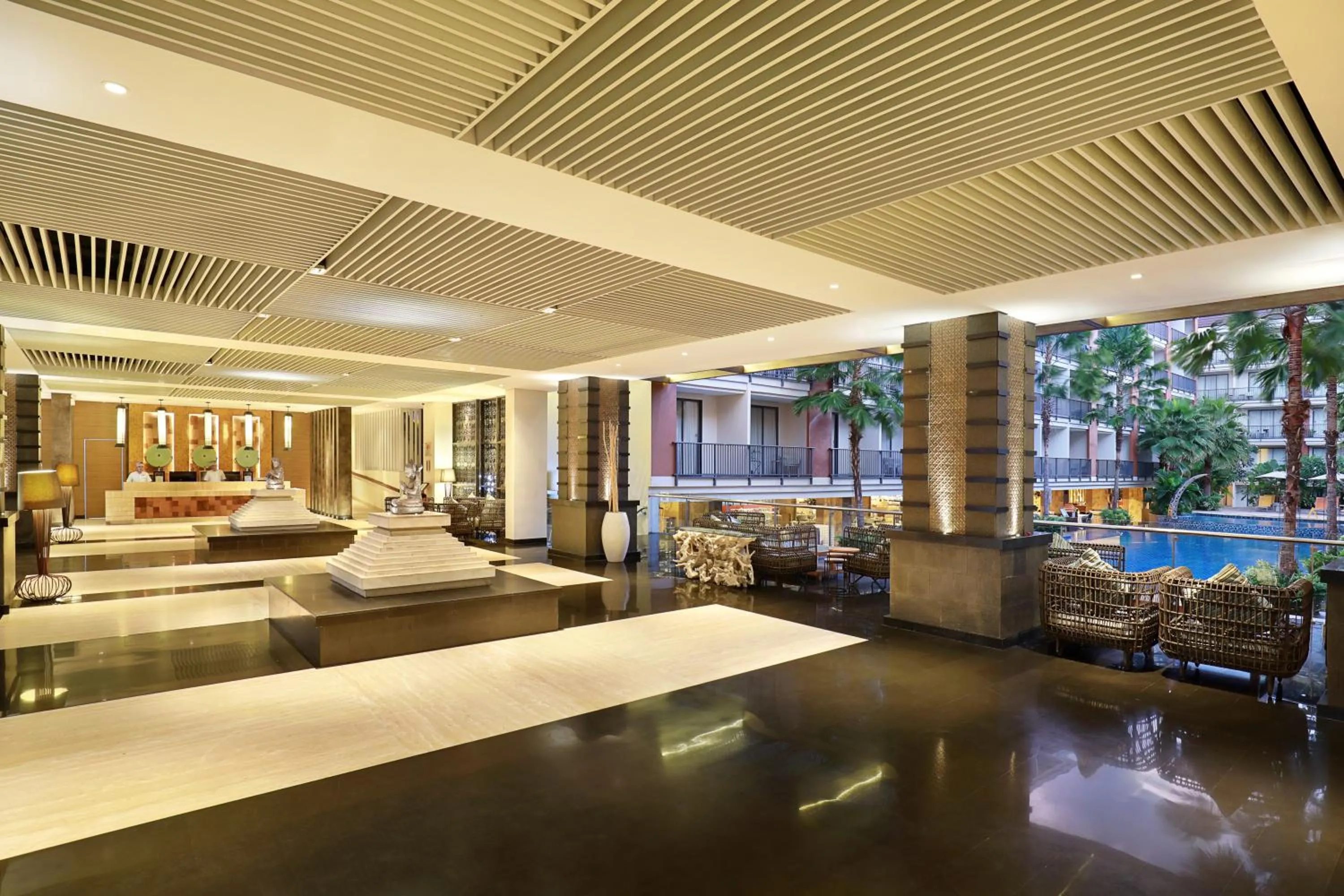 Lobby or reception, Bed in Swiss-Belhotel Tuban Bali