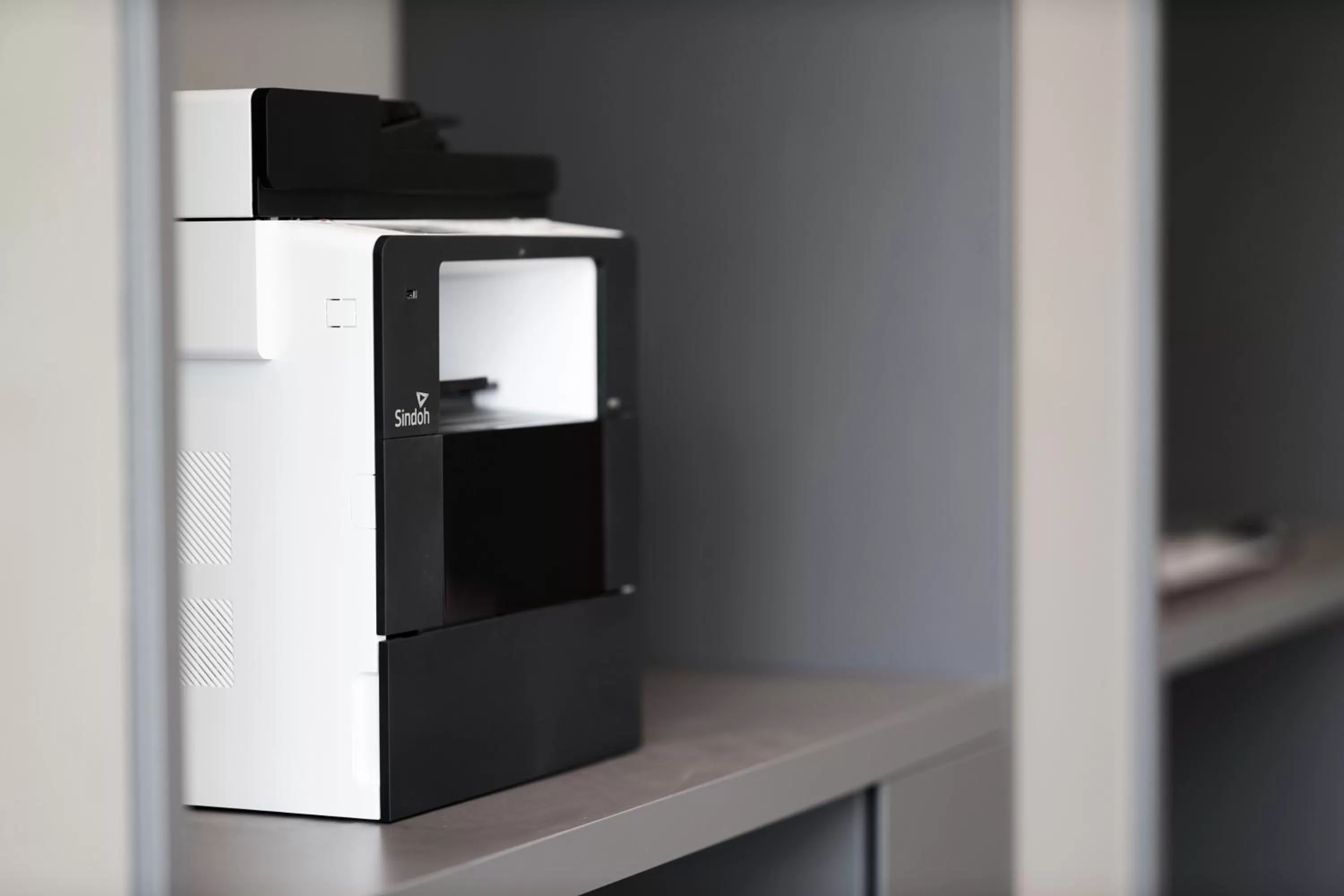 On-site shops in Nine Tree by Parnas Seoul Pangyo