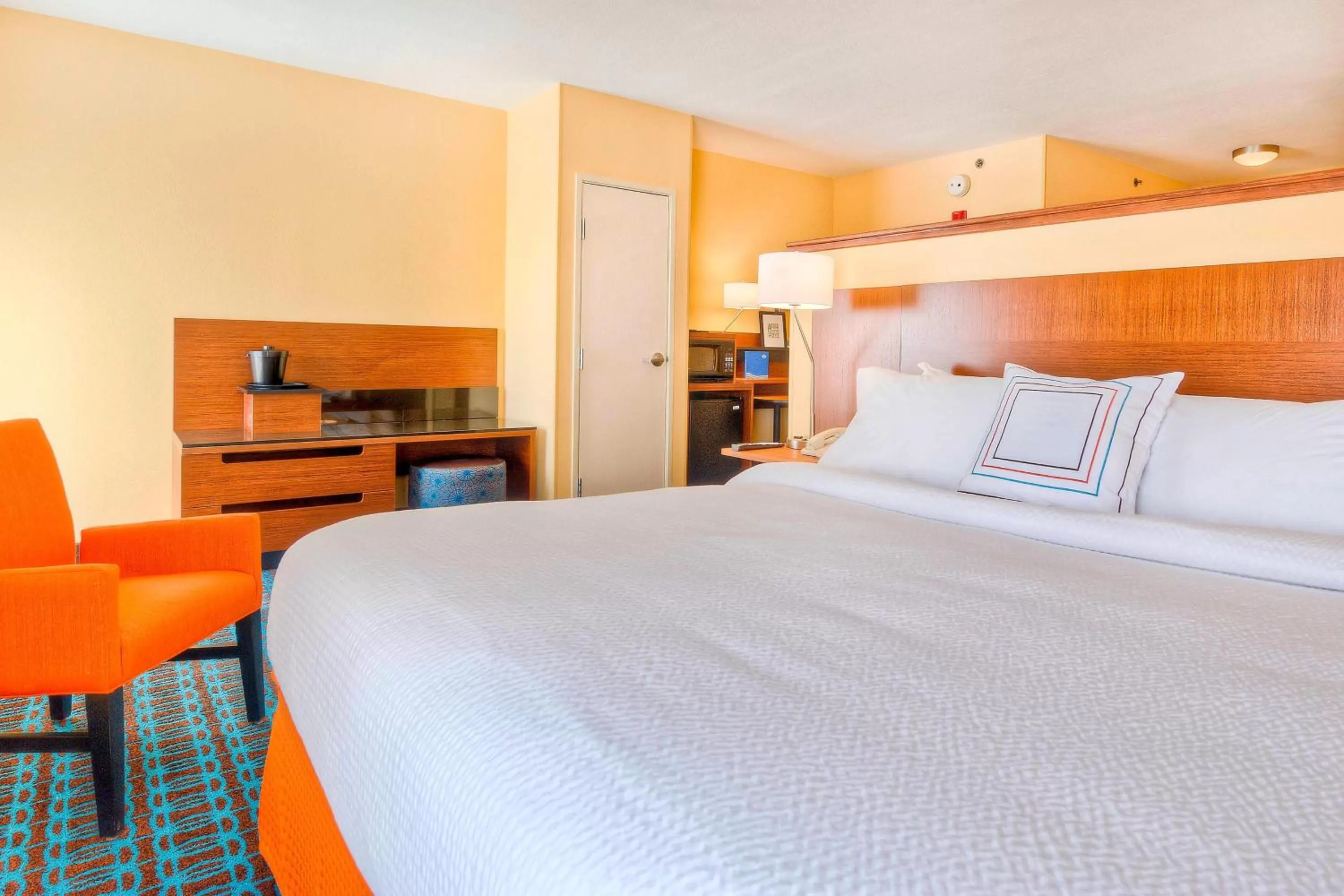 Bedroom, Bed in Fairfield Inn and Suites by Marriott Durham Southpoint