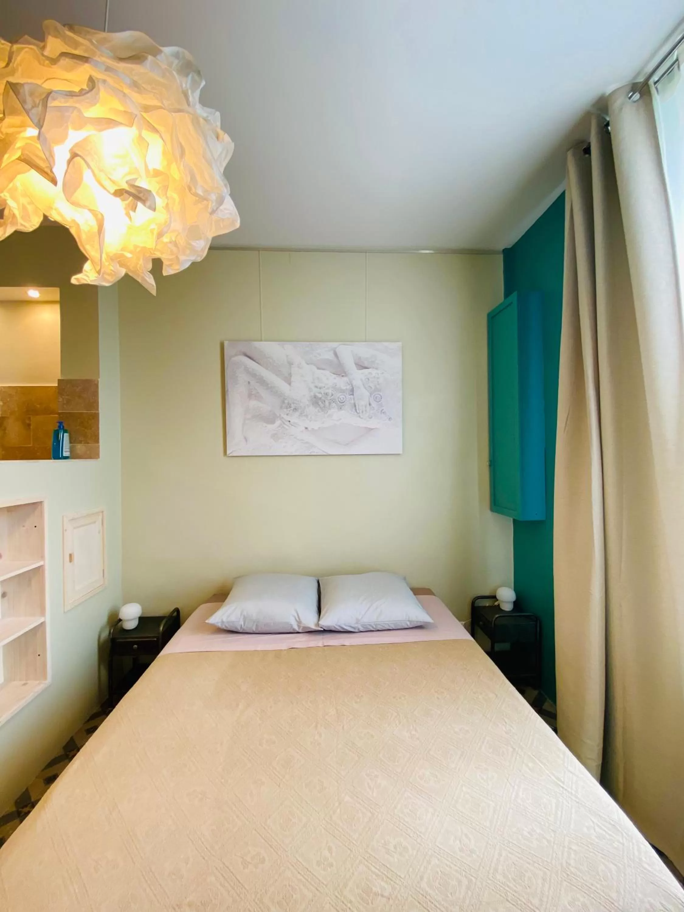 Bedroom, Bed in La maison Gerval