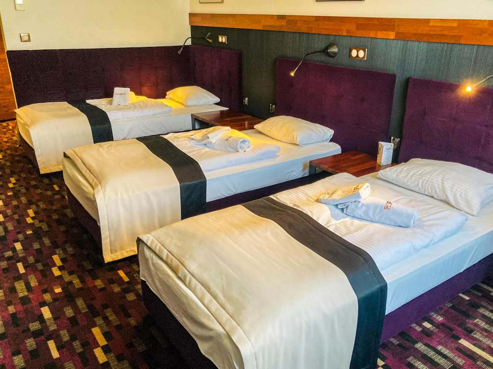 Other, Bed in Hotel Modus