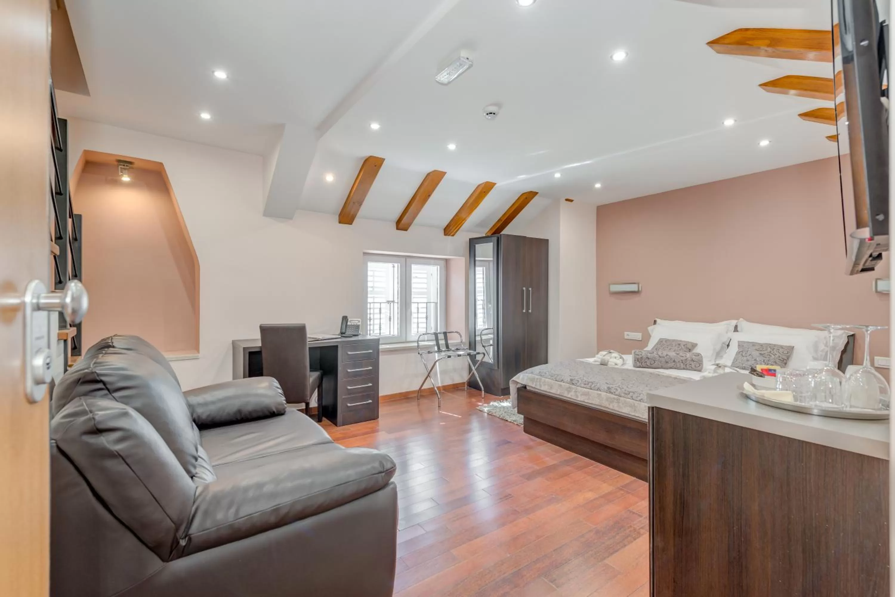 Property building in Palace Suites Heritage Hotel - Adults Only