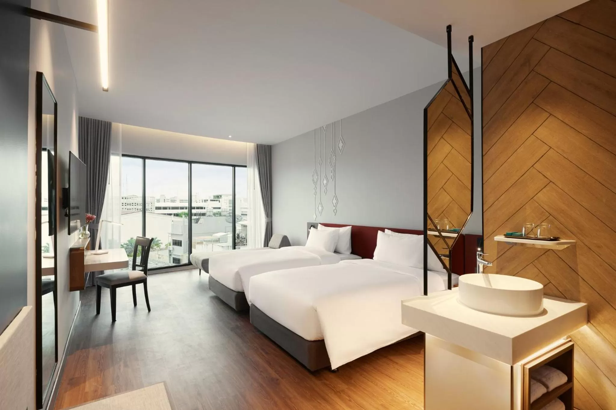 Photo of the whole room, Bed in Centara Life Hotel Bangkok Phra Nakhon