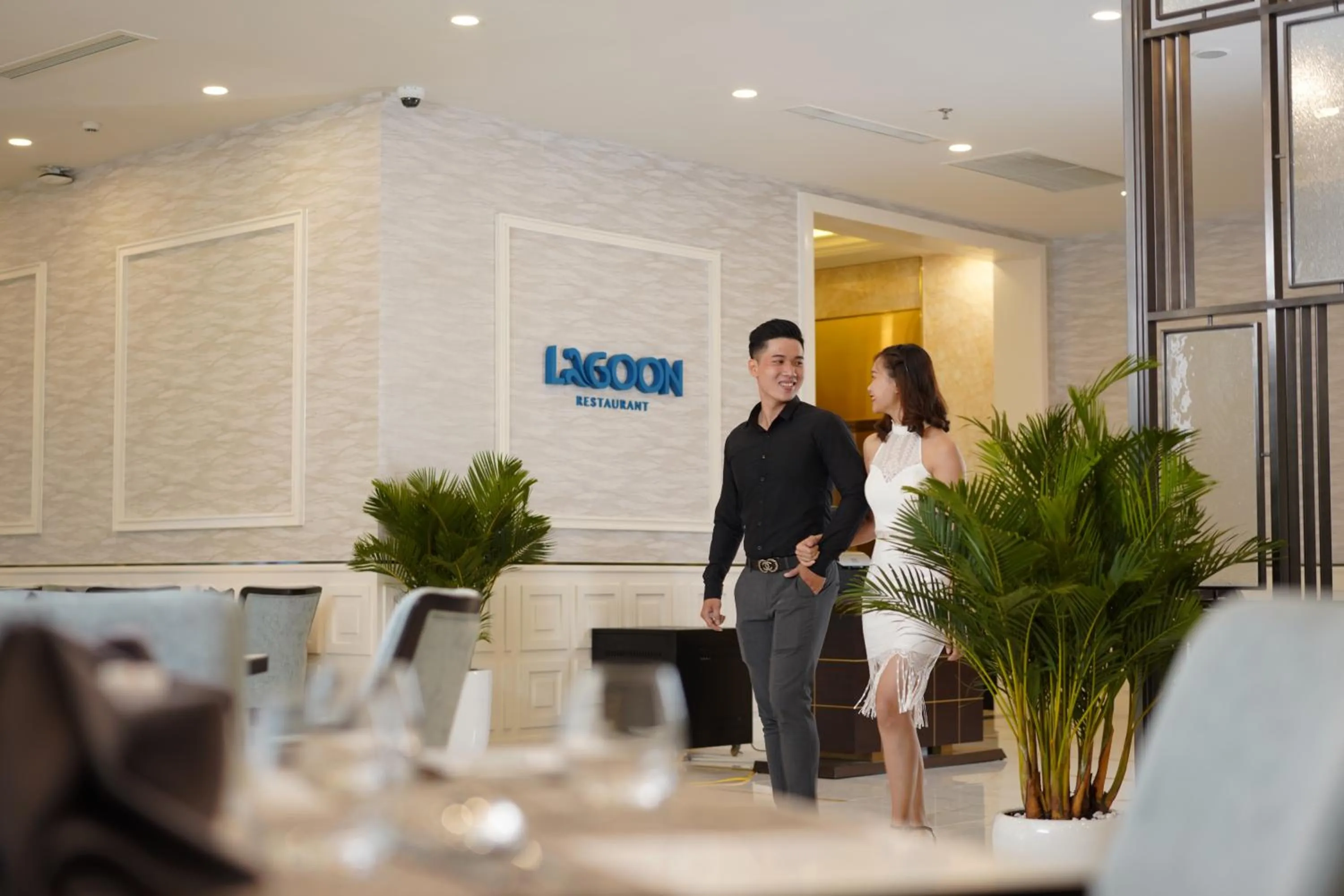 Restaurant/places to eat in Vinpearl Beachfront Nha Trang