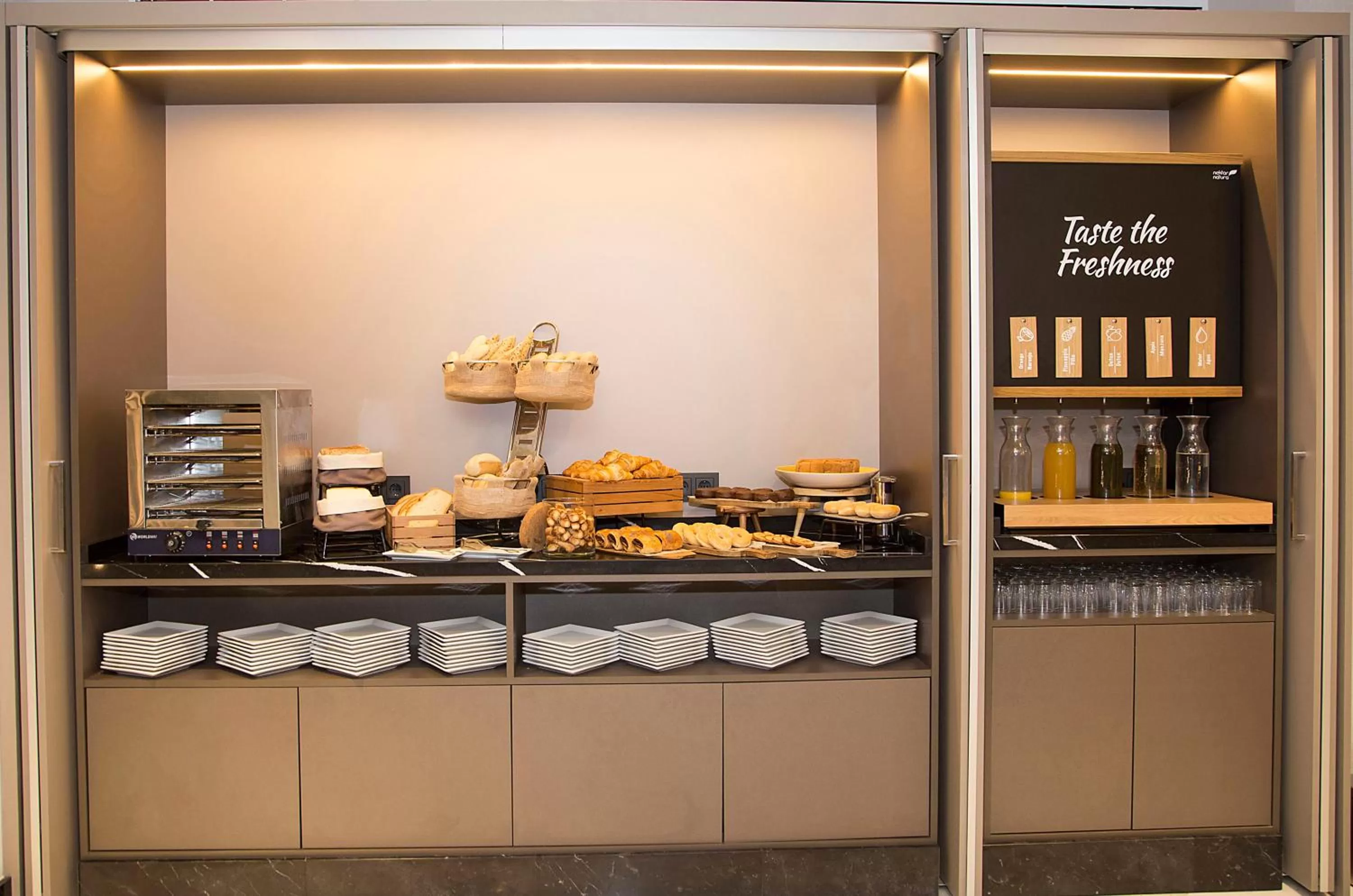 Breakfast in Hotel América Sevilla