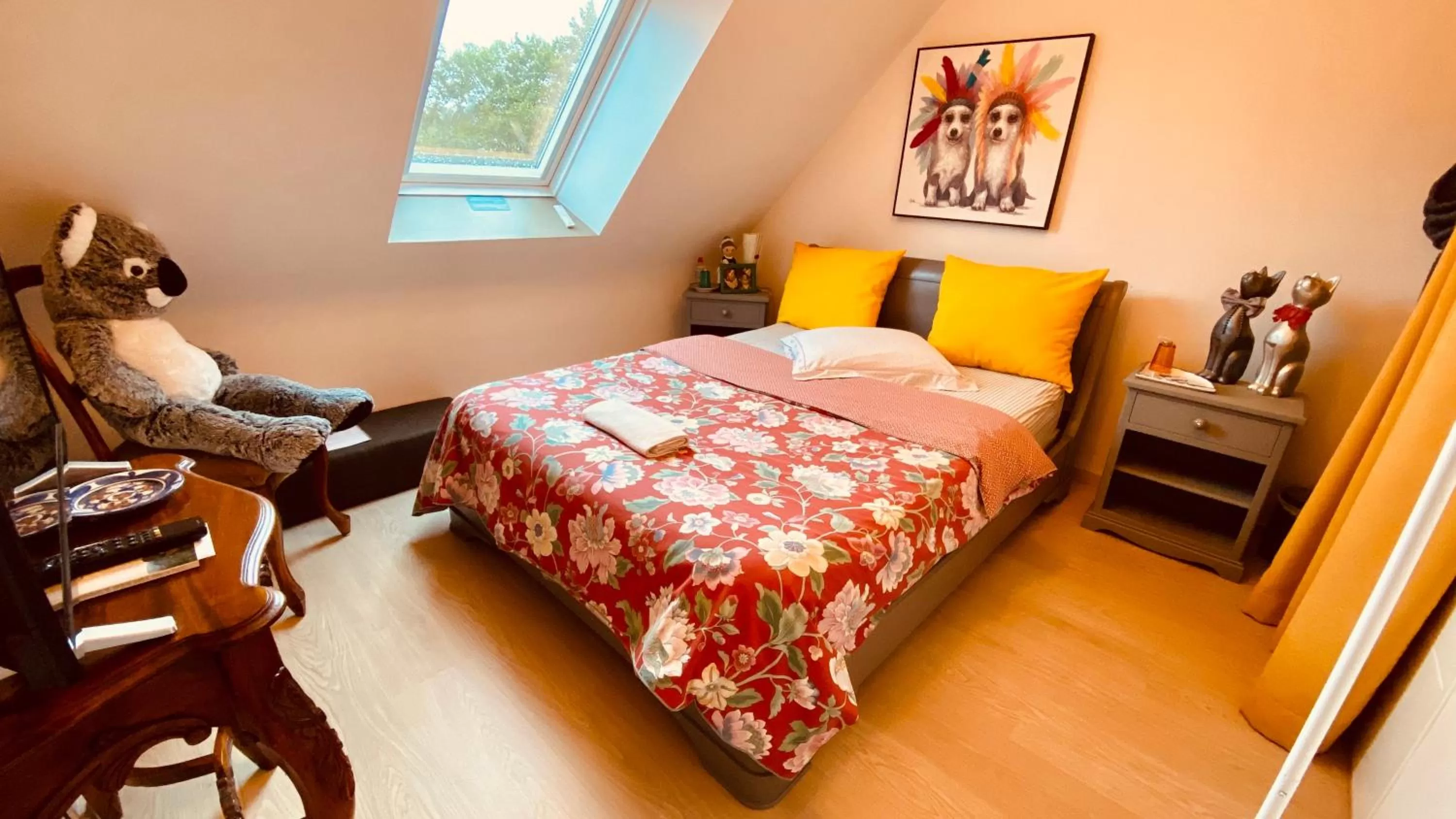 Photo of the whole room, Bed in Côté Sud