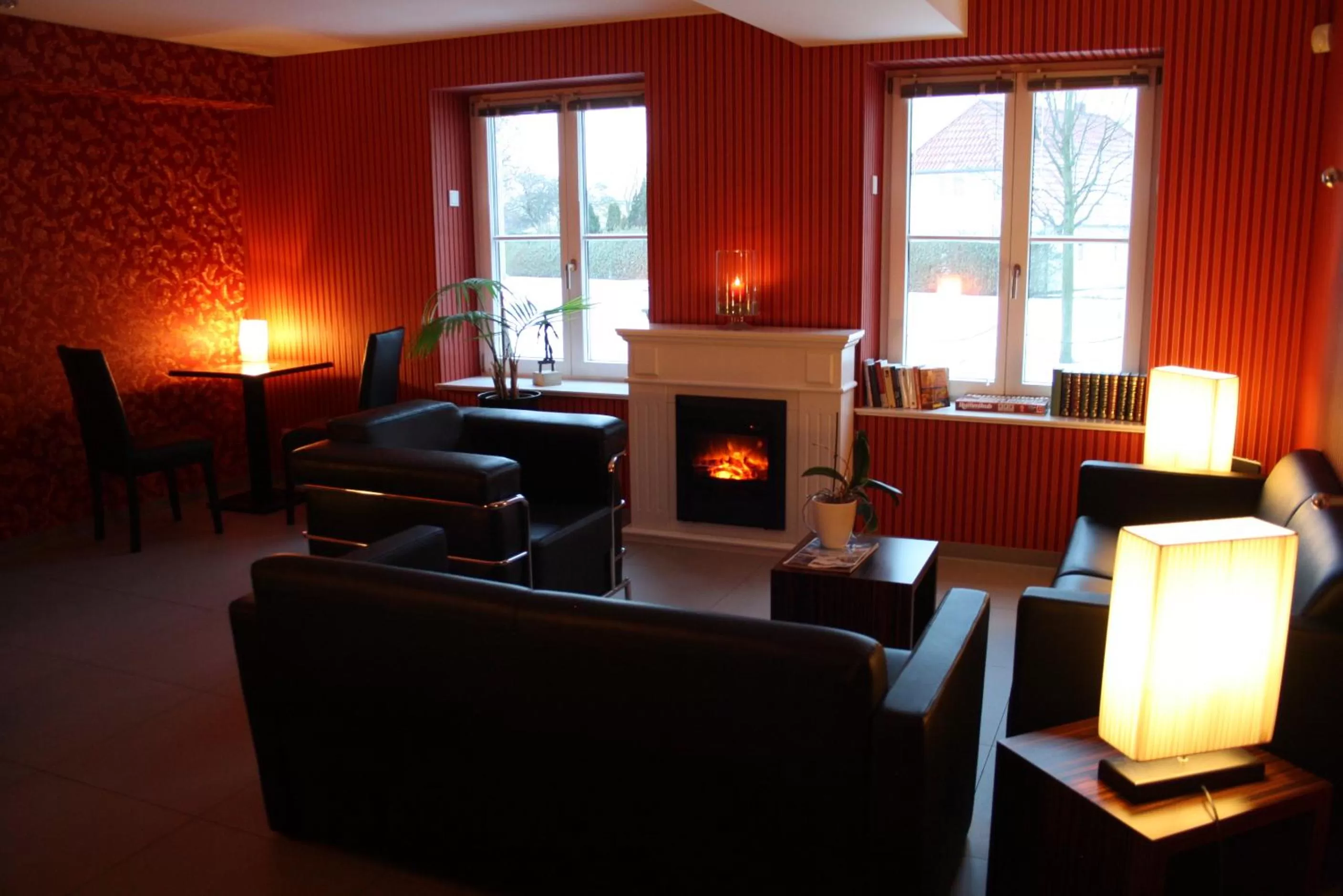Lounge or bar, Seating Area in Strandhotel Dranske