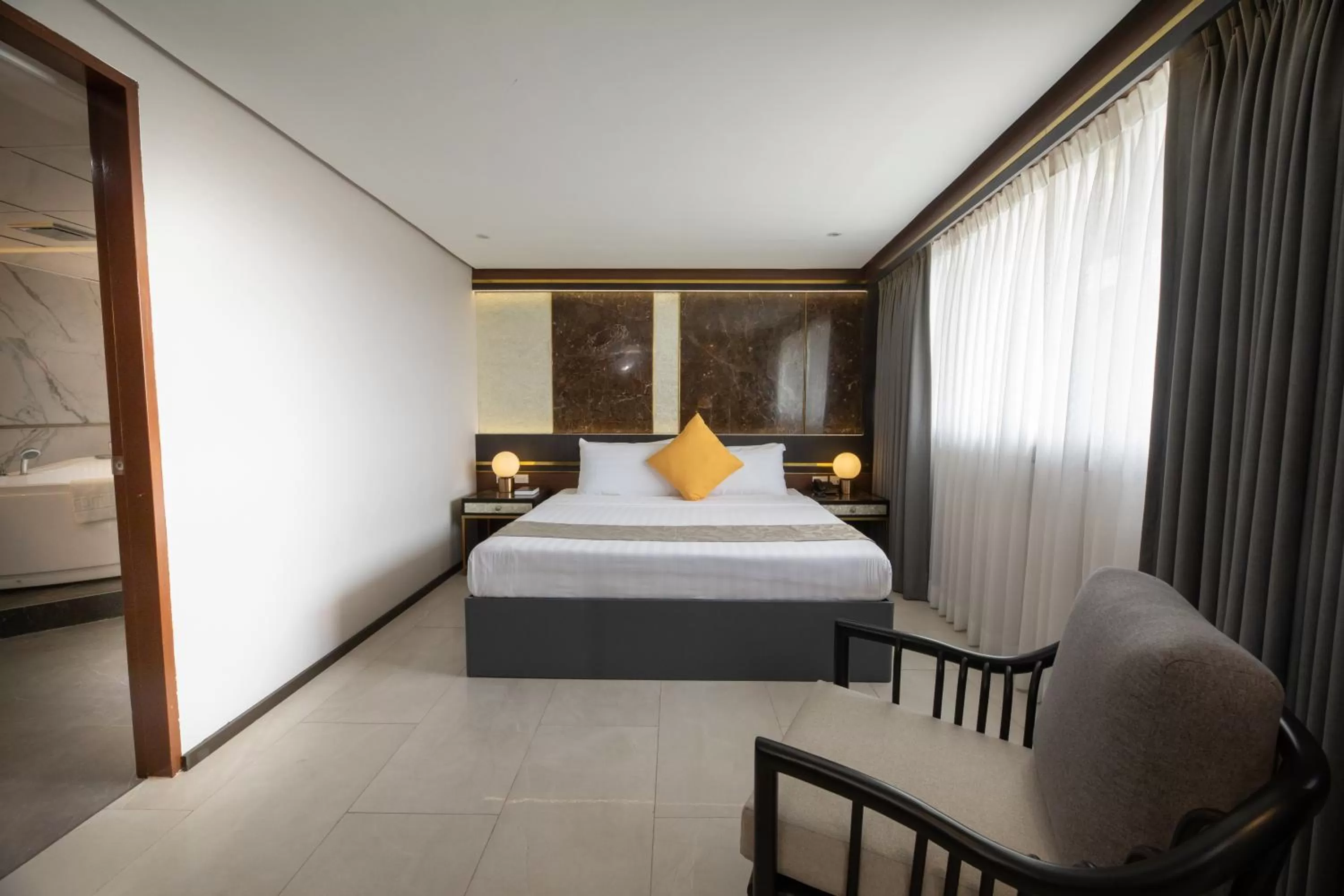 Bed in Star Plaza Hotel