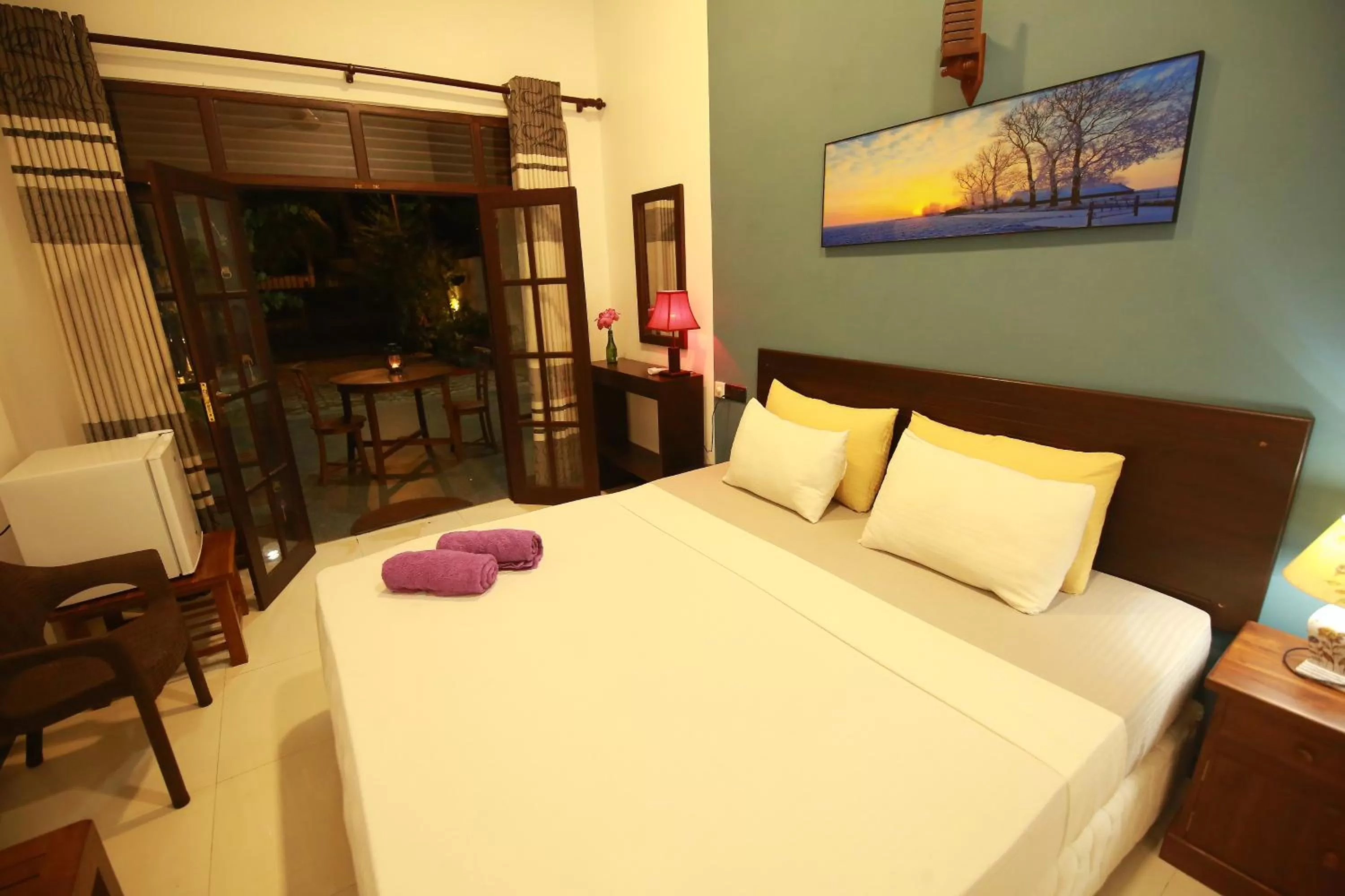 Deluxe Double Room in Surf Lavender