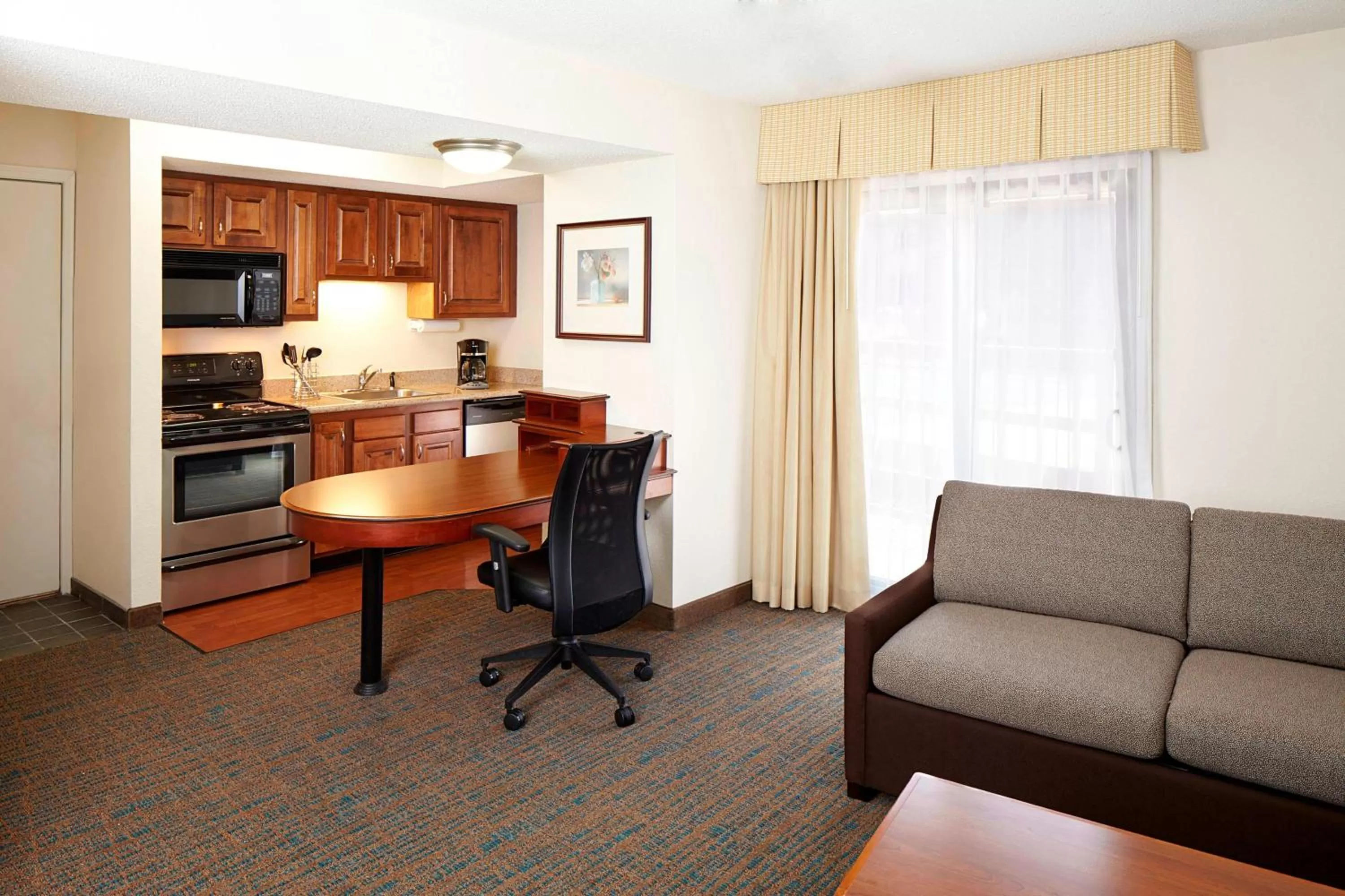 Kitchen or kitchenette in Residence Inn Minneapolis Eden Prairie