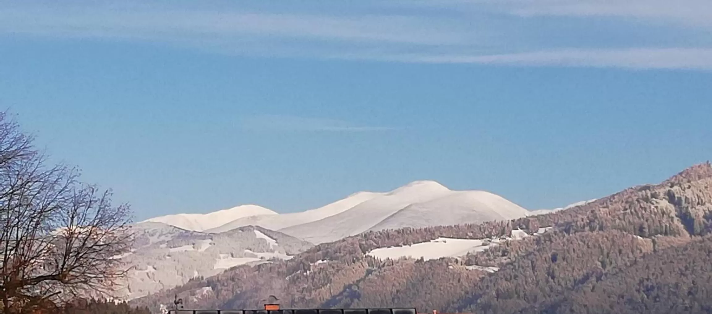 Mountain view, Natural Landscape in Ferienwohnungen und Zimmer Yassi