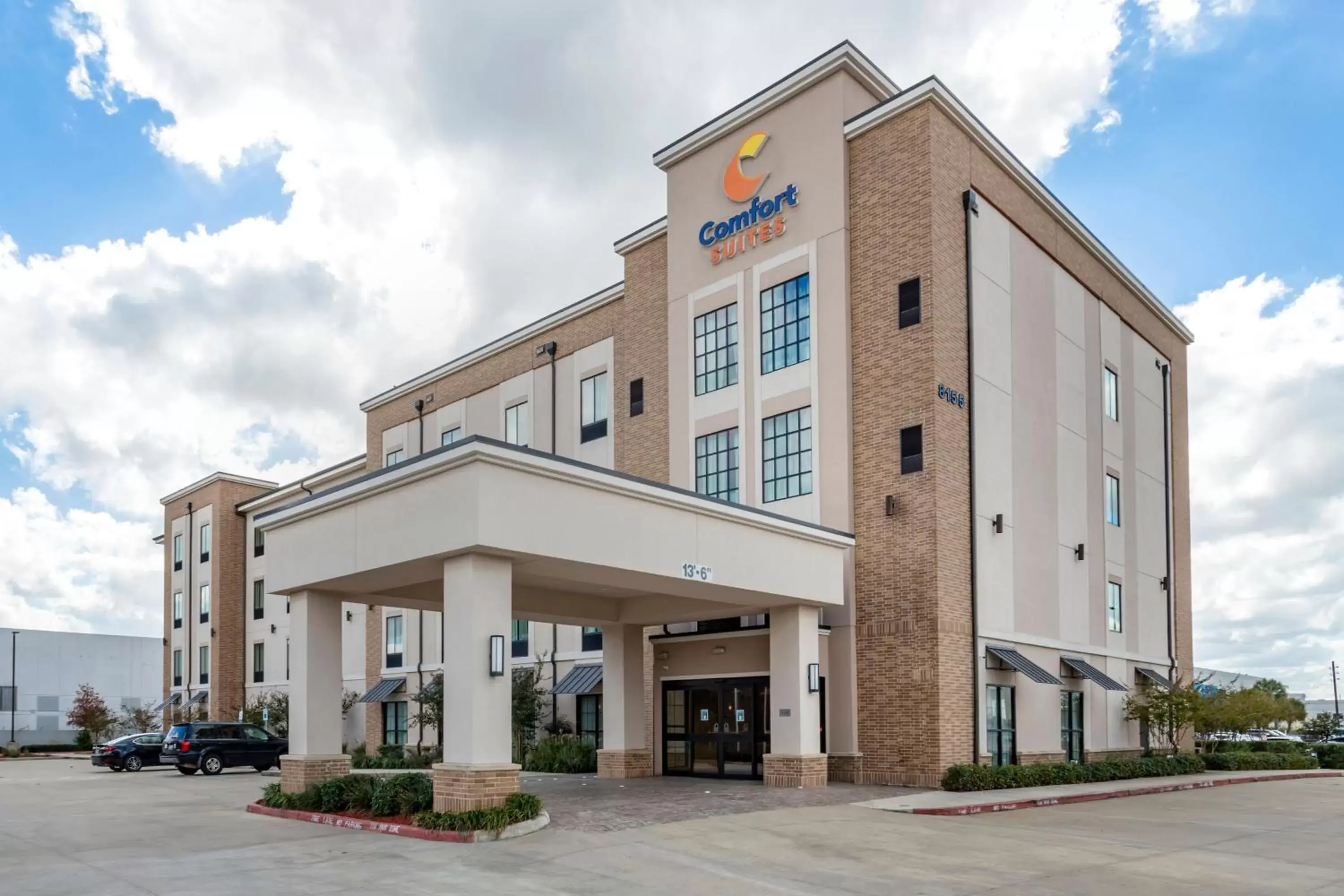 Comfort Suites Near Sam Houston Race Park Comfort Suites Near Sam Houston Race Park