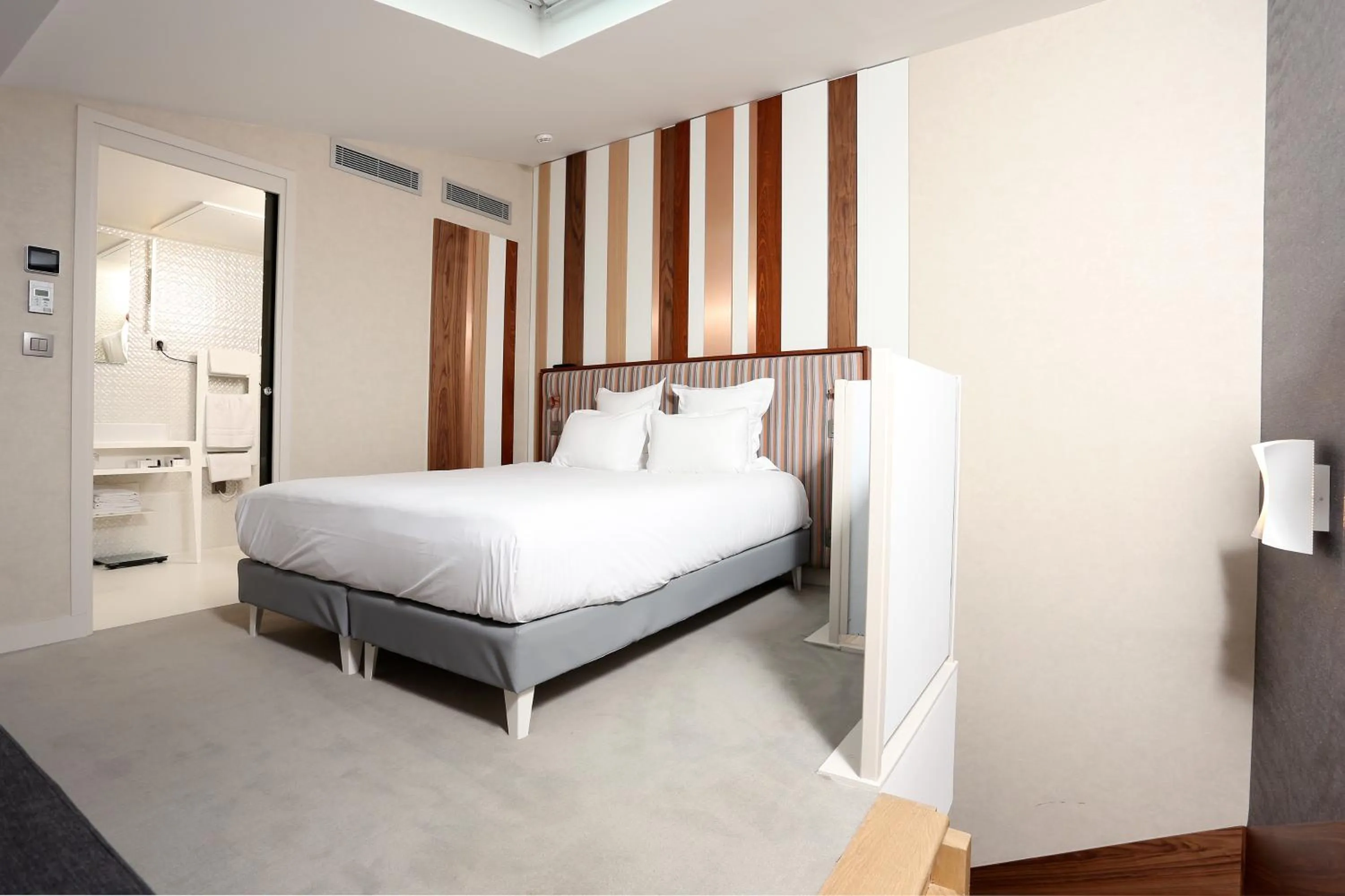 Duplex Apartment (4 Adults) in Le Malown