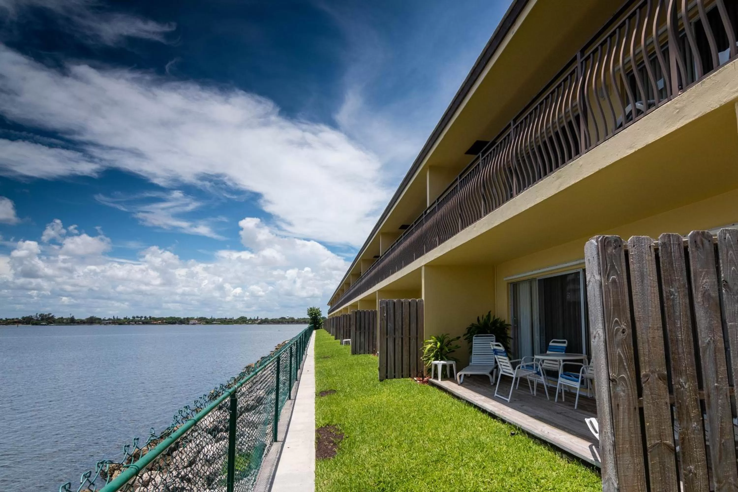 Palm Beach Waterfront Condos - Full Kitchens!