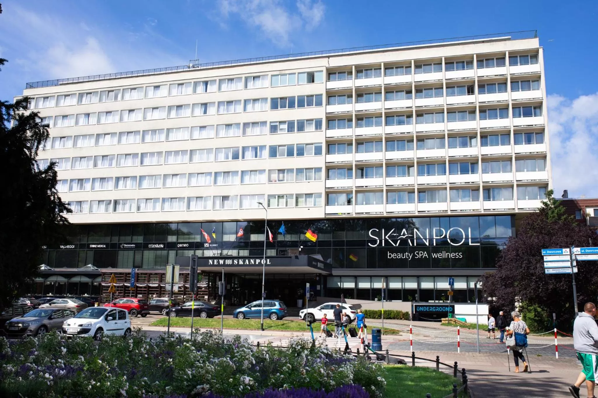 Property building in Hotel New Skanpol