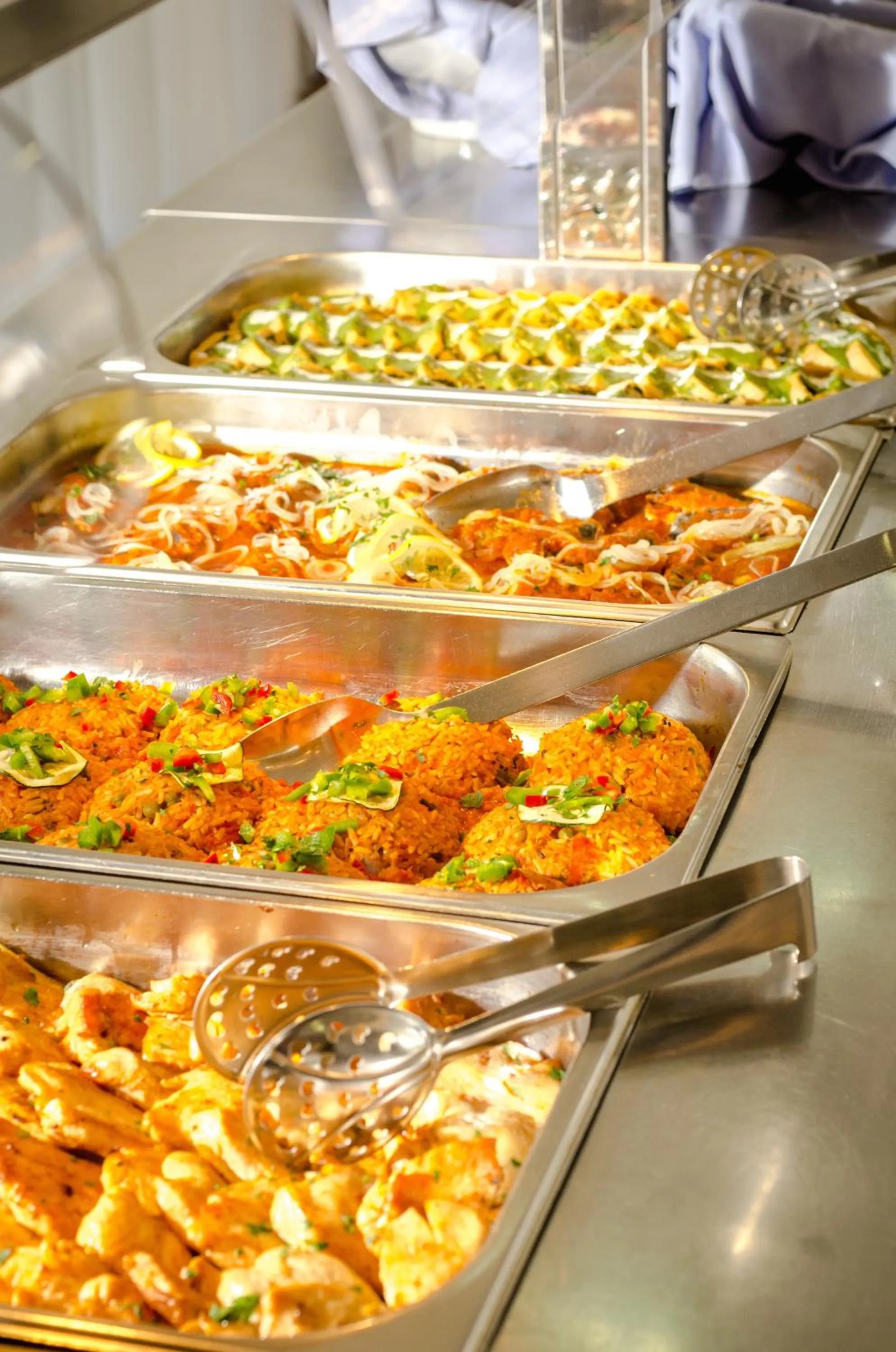 Restaurant/places to eat in Sagitta All inclusive light