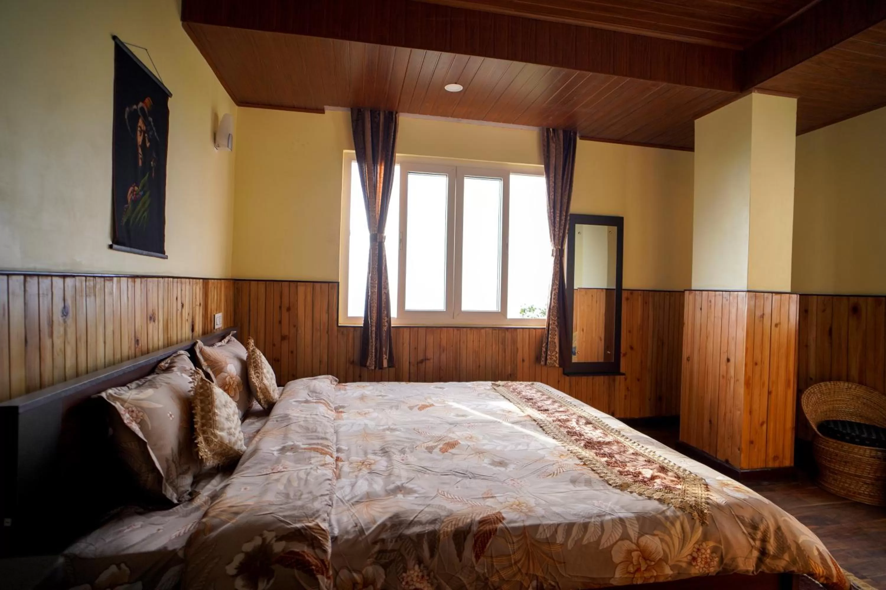 Property building, Bed in Hotel Hill Queen near Sherpa Gumba Darjeeling Mall 5 Min Couple Friendly
