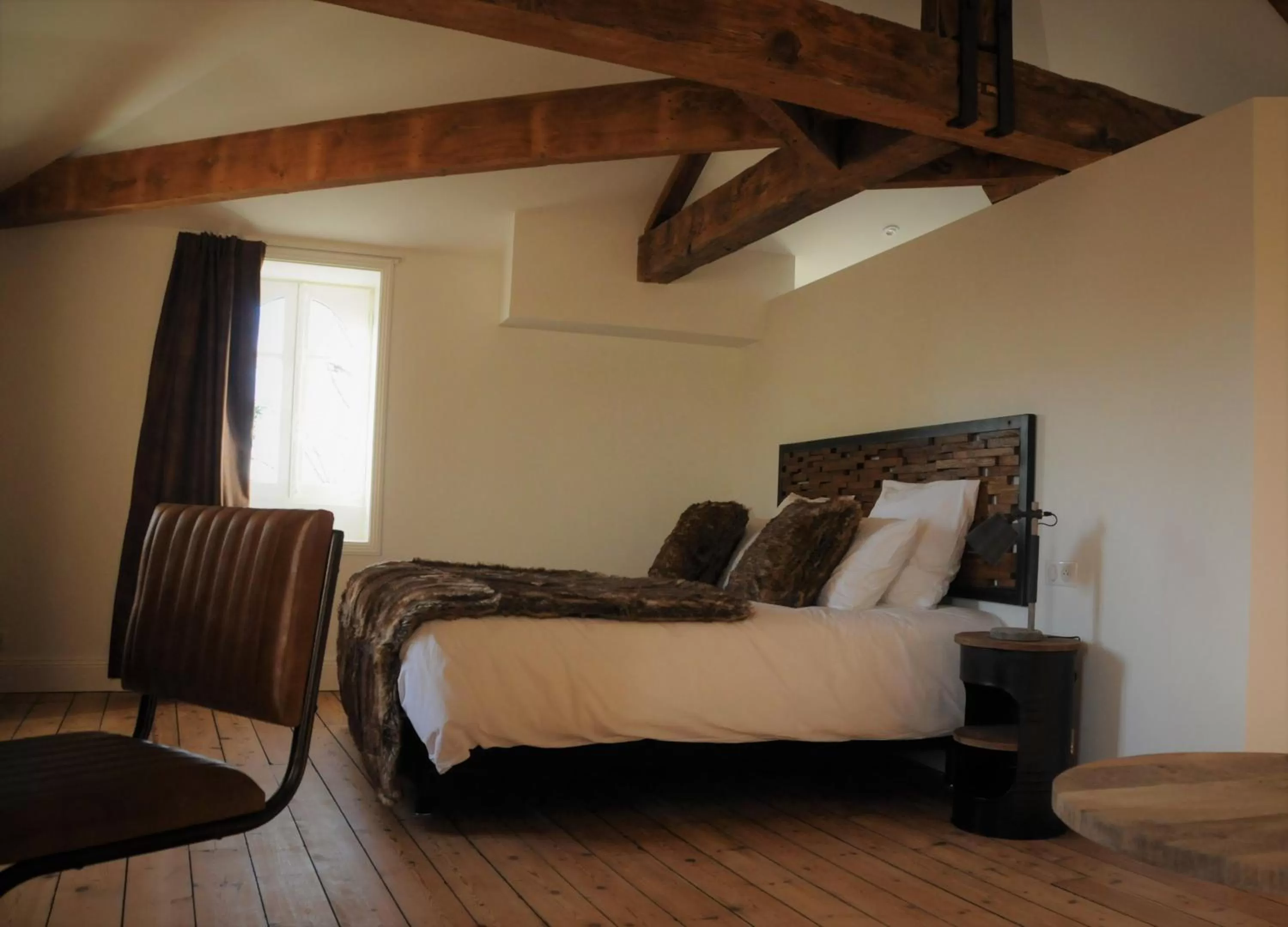 Bed in Le Clos des Queyries, Chambres d'Hôtes