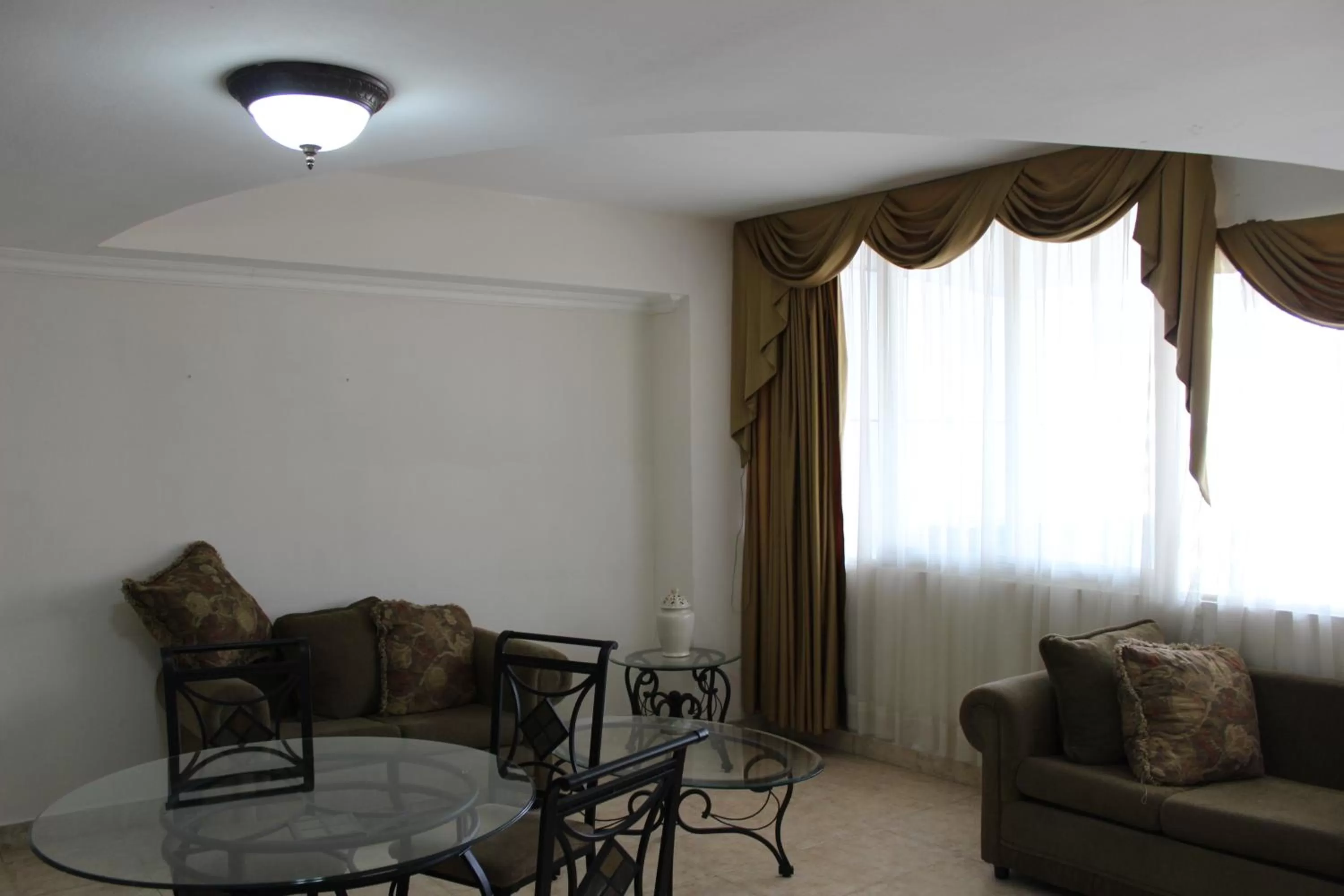 Day in Hotel Parador