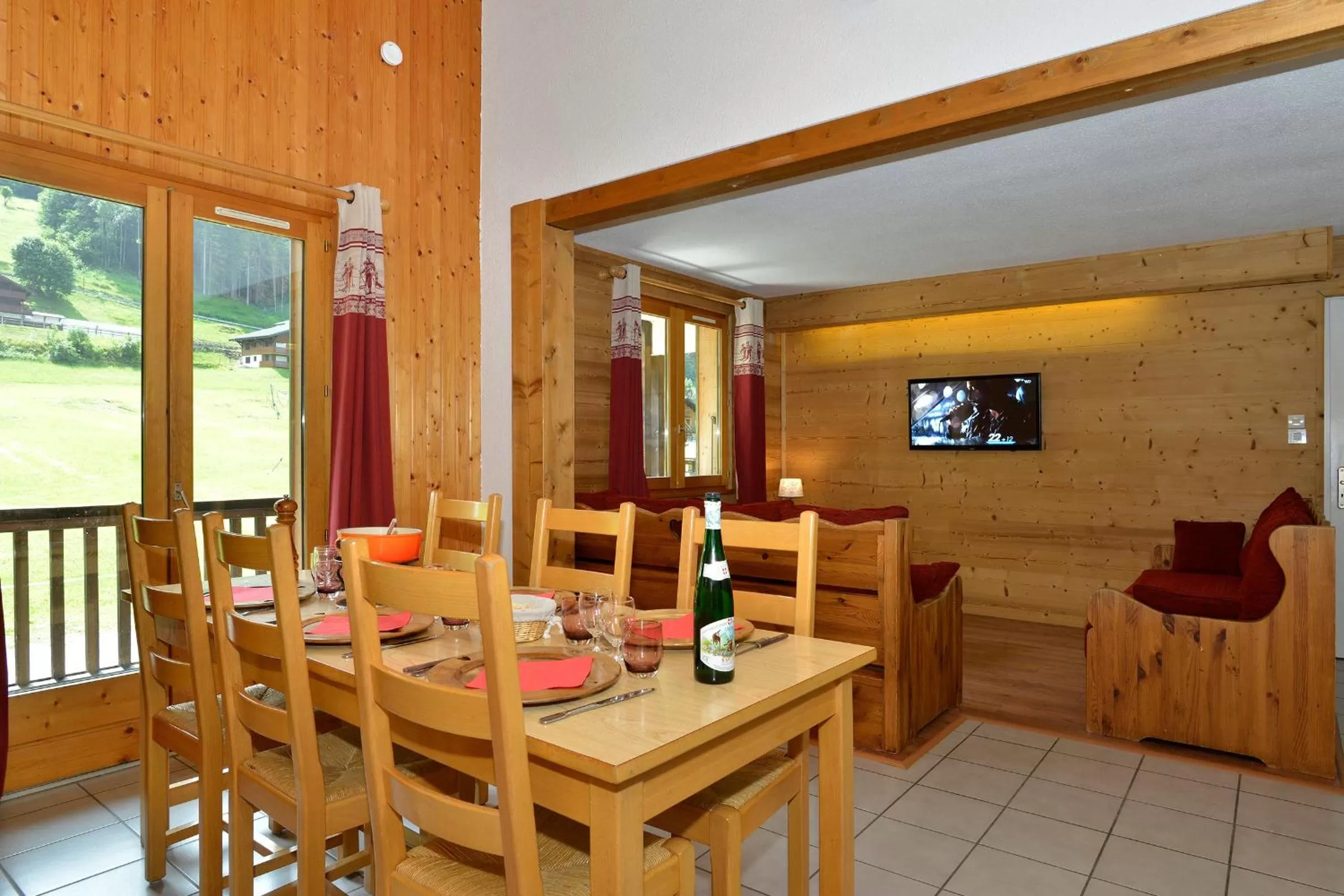 Restaurant/Places to Eat in Résidence Joséphine