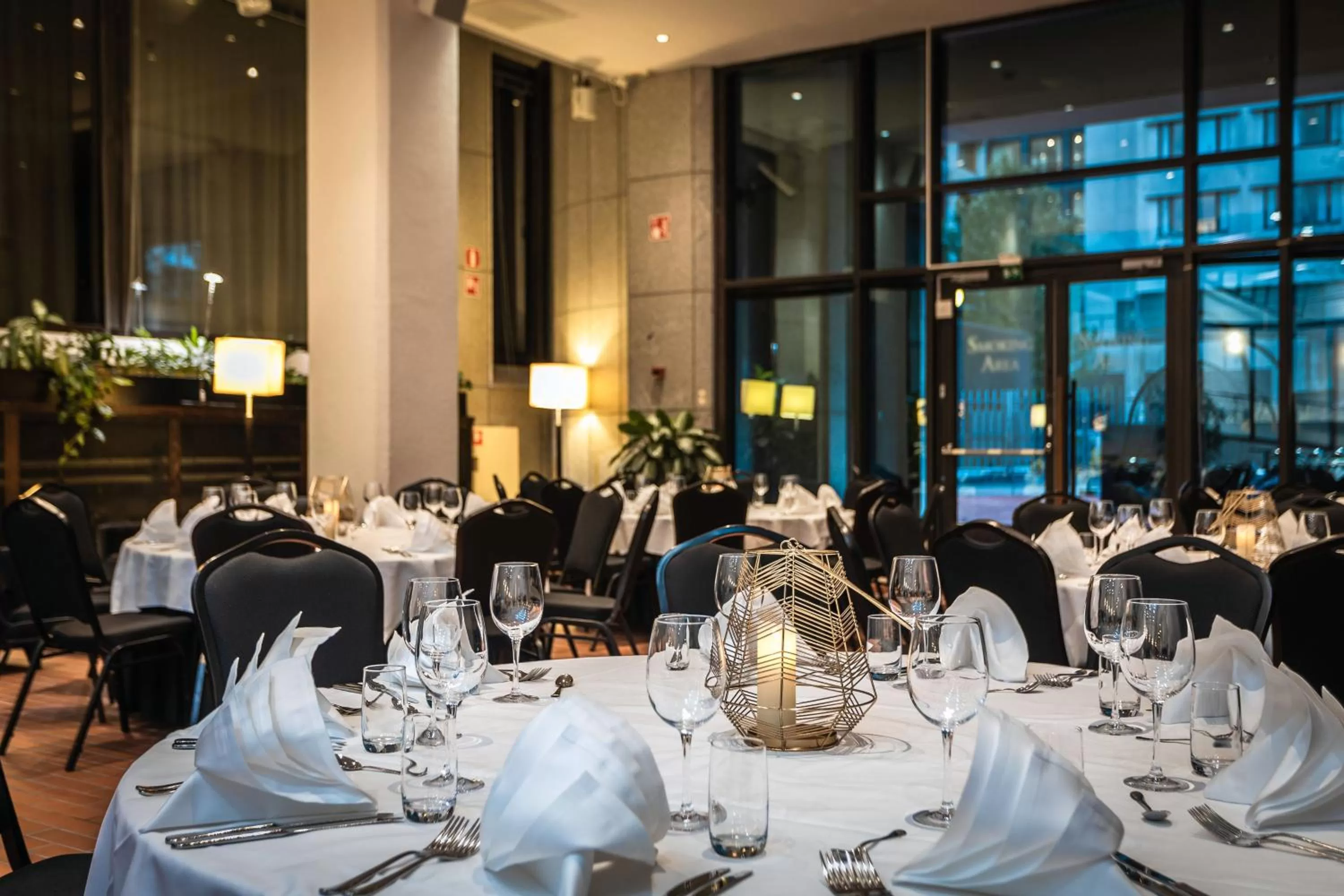 Meeting/conference room in Crowne Plaza Helsinki - Hesperia by IHG