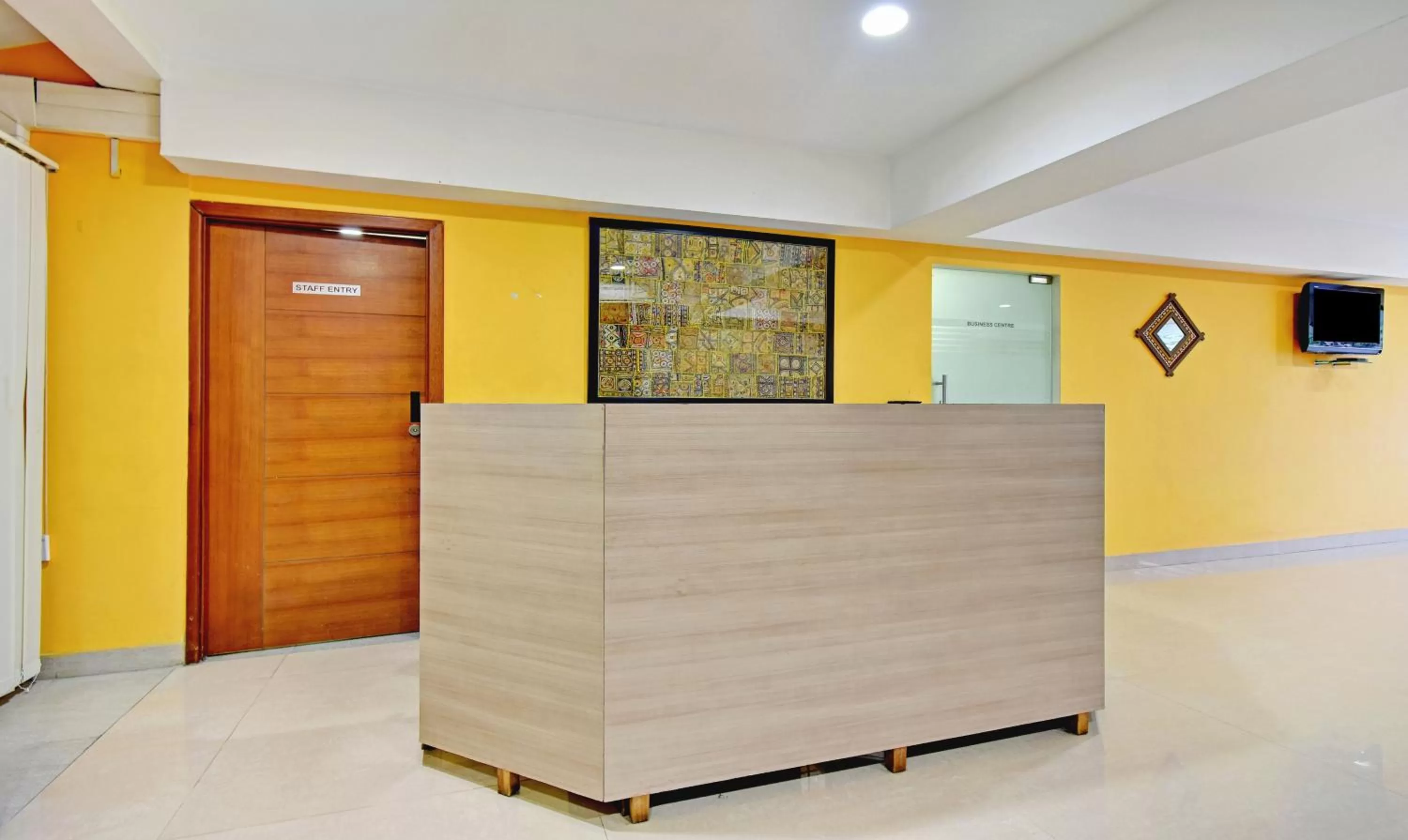 Lobby or reception in Treebo Vapr Guindy Ekkatuthangal