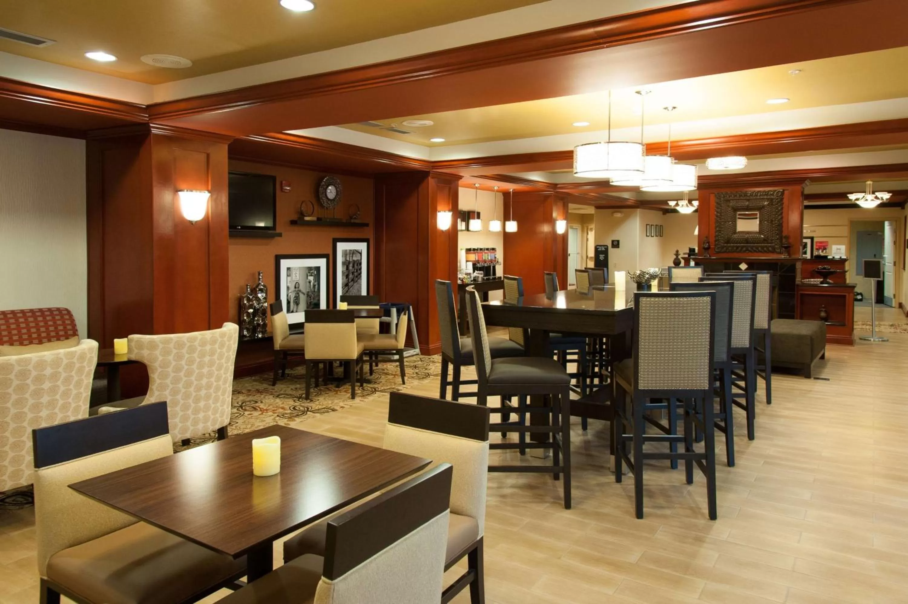 Restaurant/places to eat in Hampton Inn Enterprise