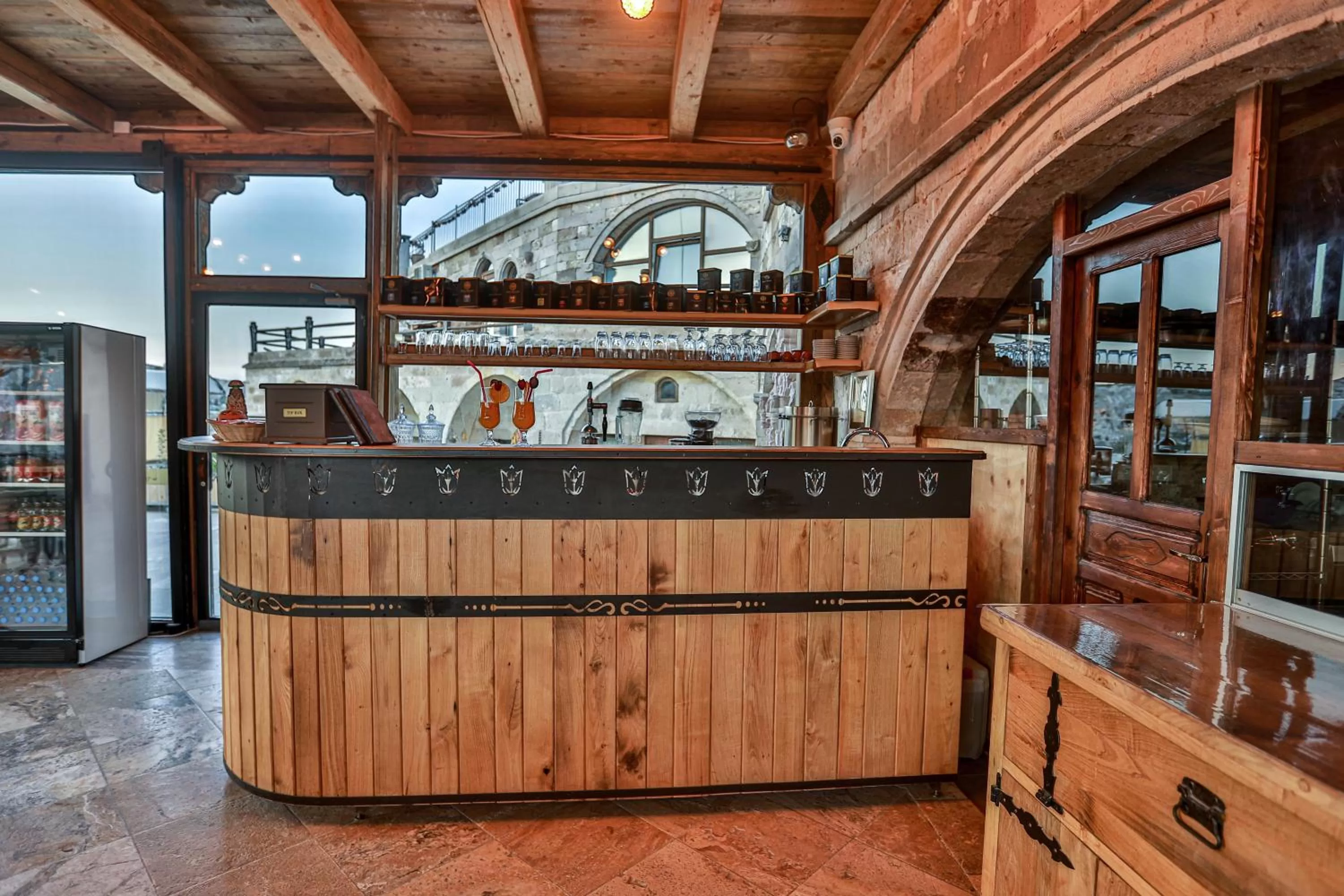 Restaurant/places to eat in Şah Saray Cave Suites Halal Hotel