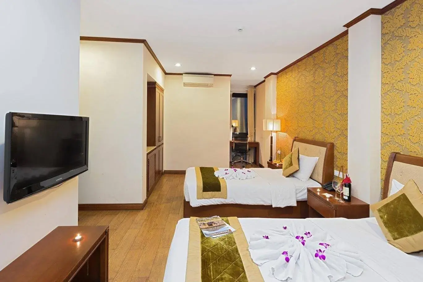 Classic Double or Twin Room in Sunset Westlake Hanoi Hotel Classic Double or Twin Room in Sunset Westlake Hanoi Hotel