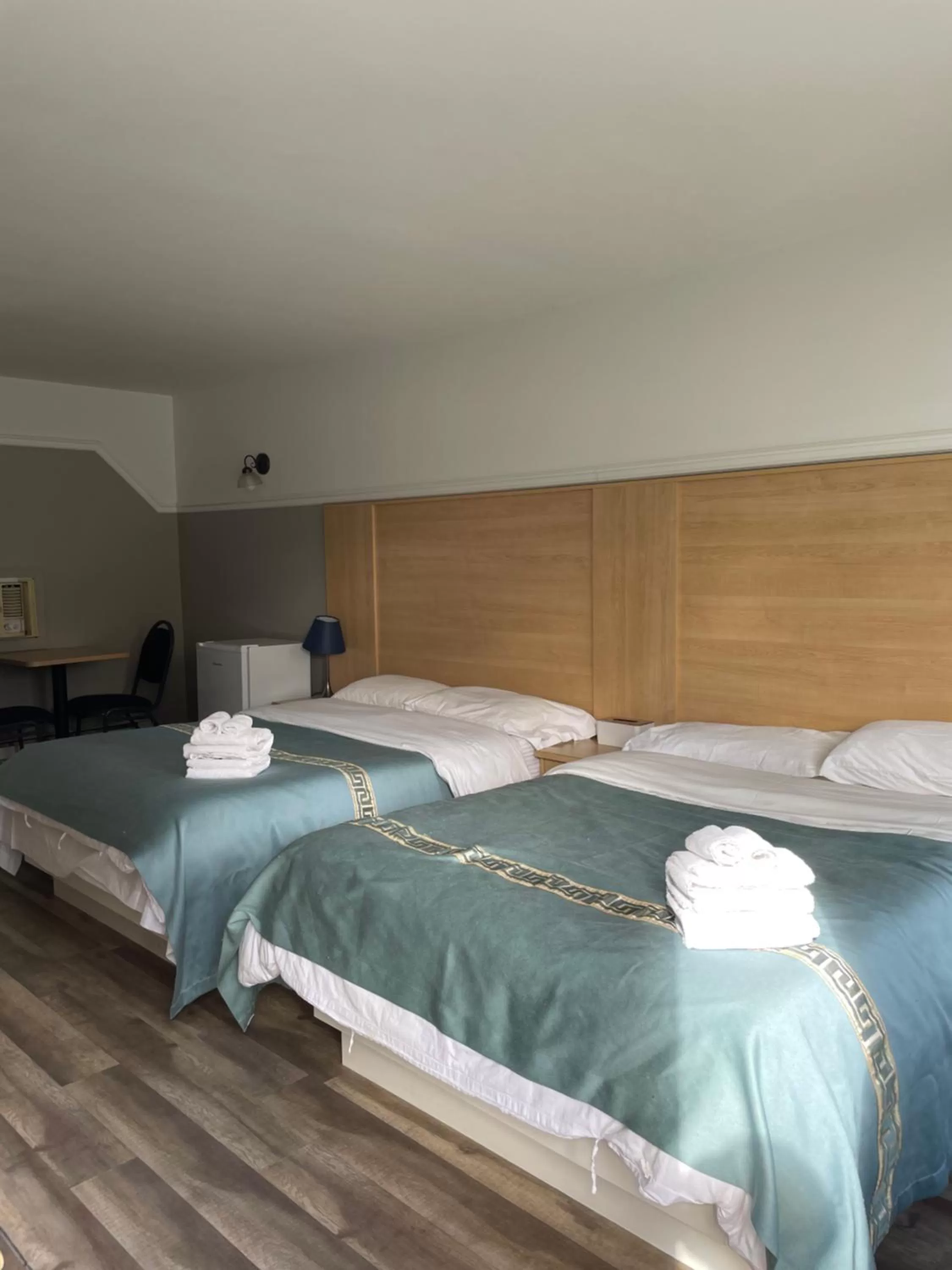 Bed in Motel au P'tit Sapin