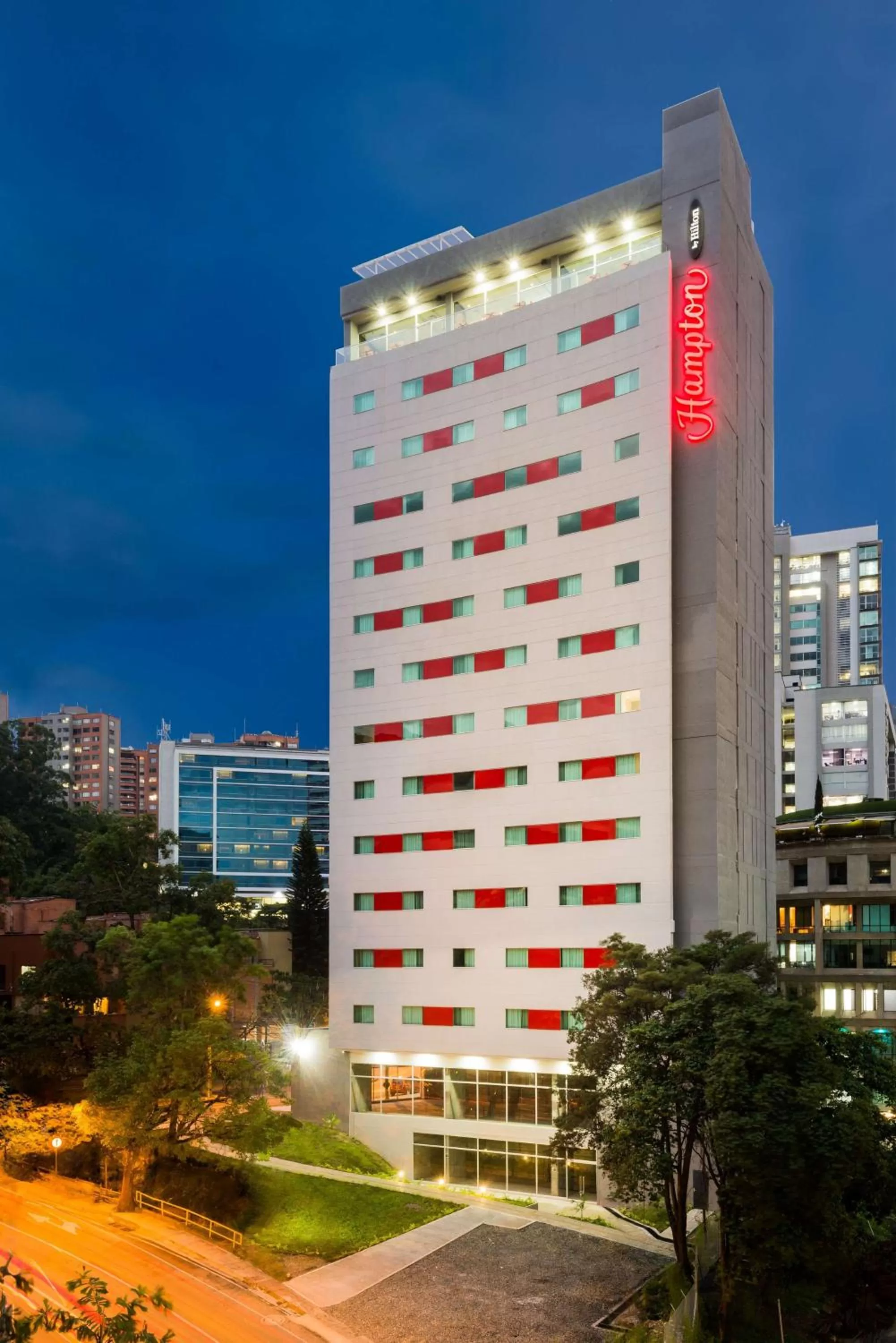 Property building in Hampton by Hilton Medellin
