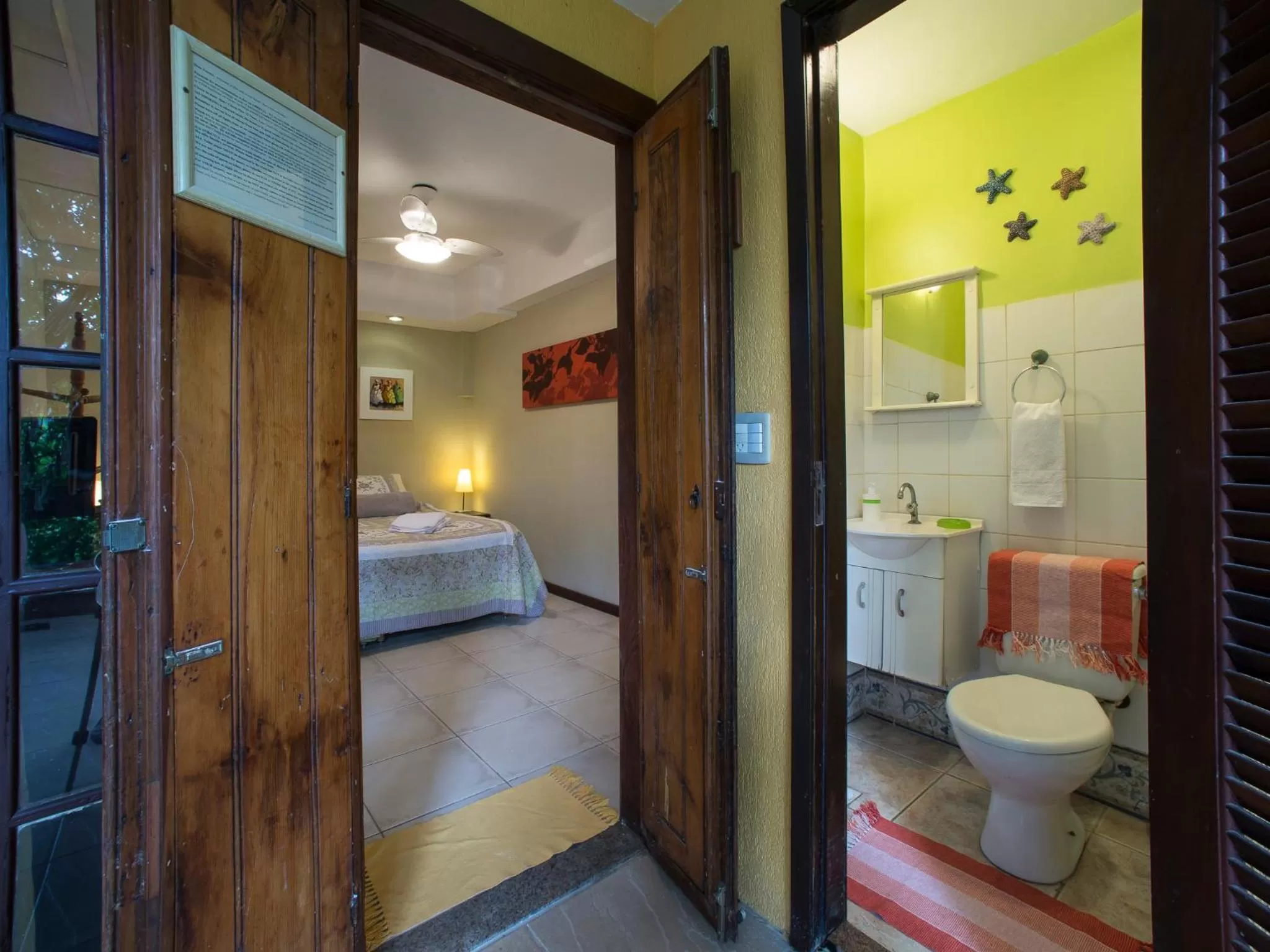 Bathroom in O Veleiro Bed and Breakfast